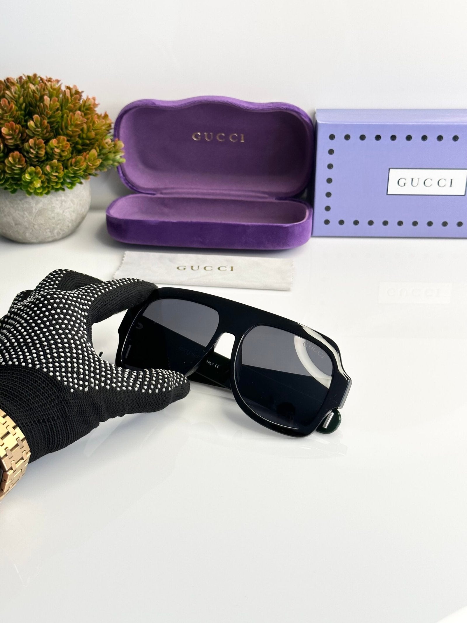Gucci_0255_Black_Green