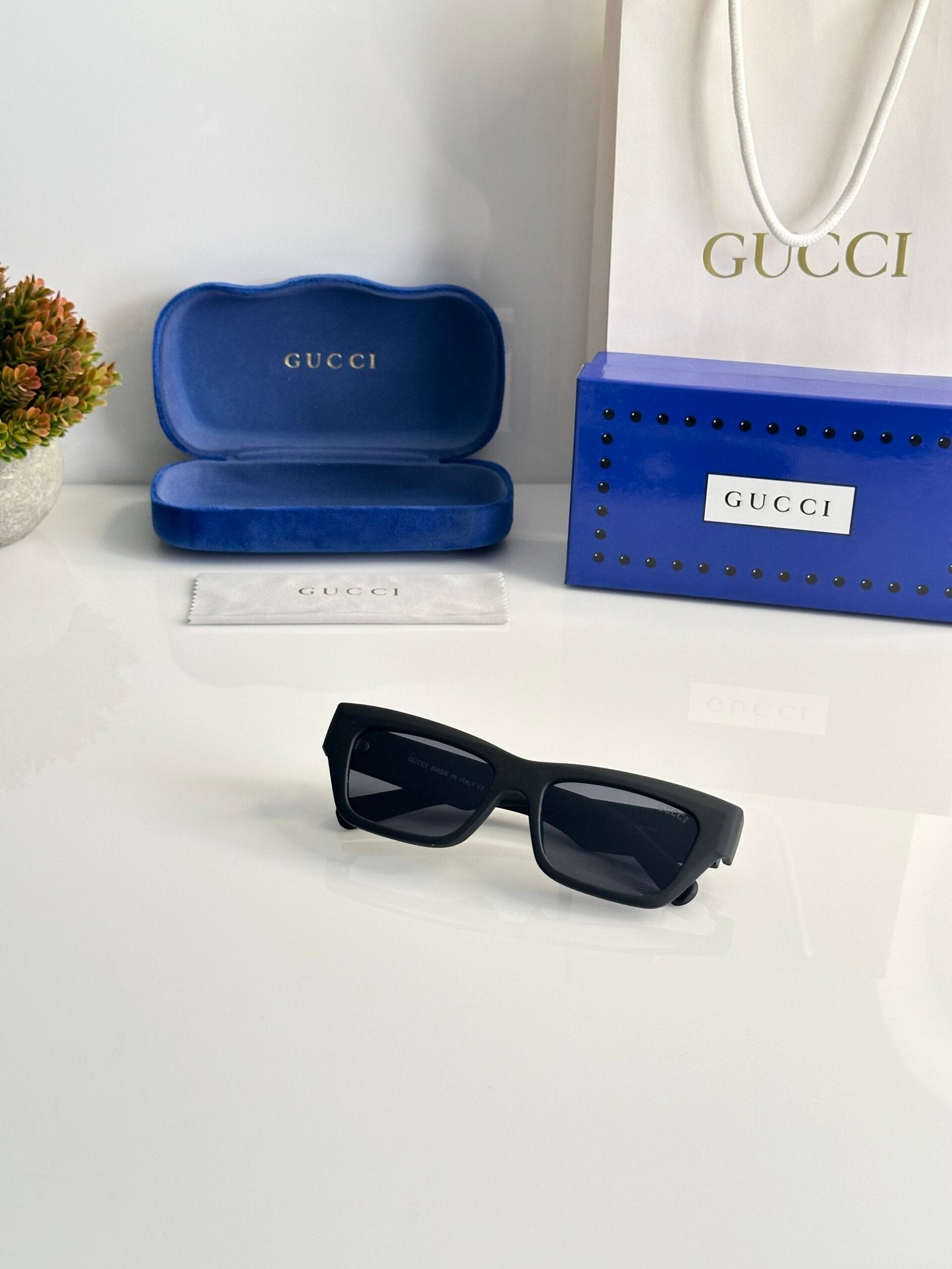 GG 1296 Black