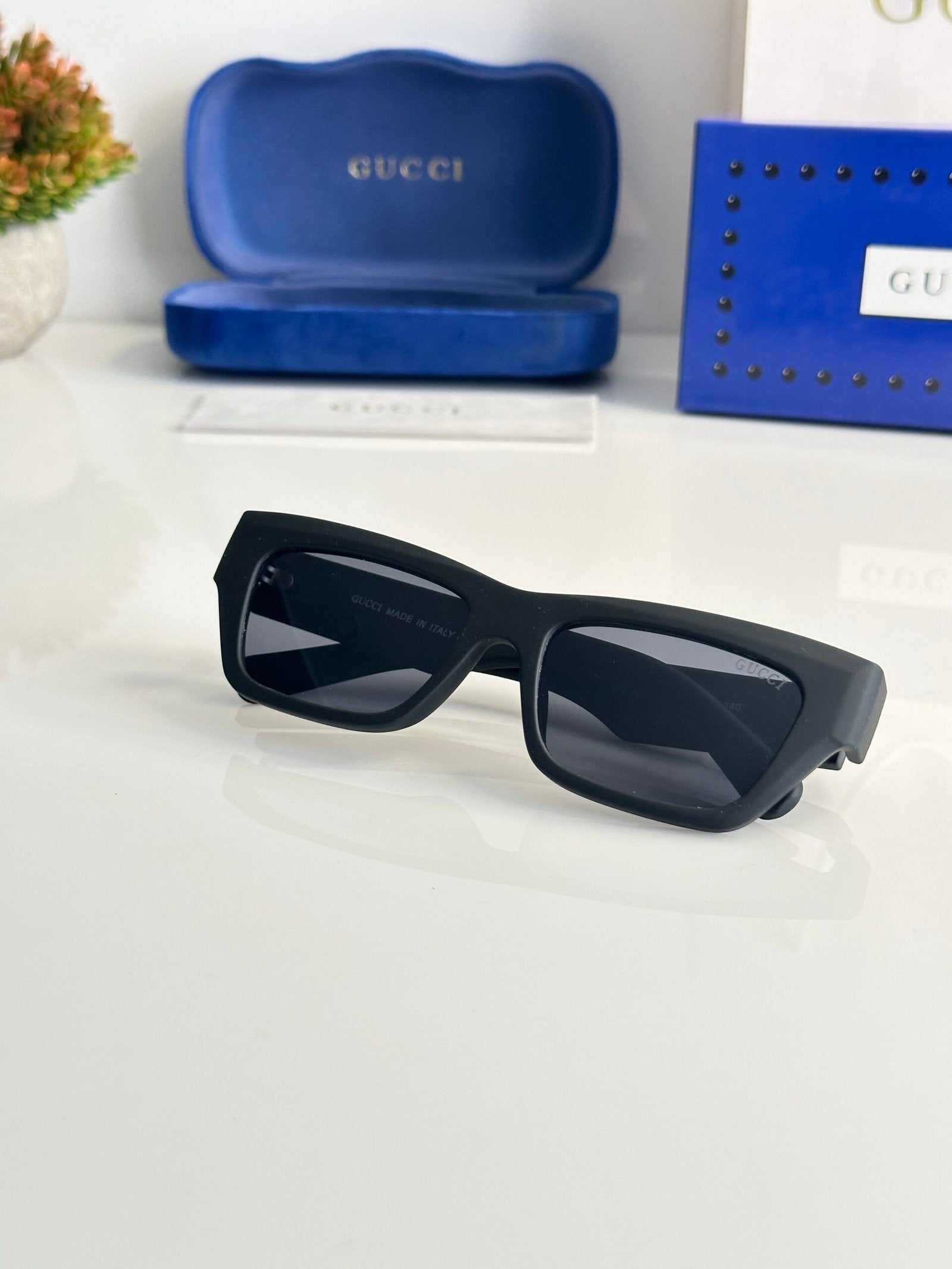 GG 1296 Black