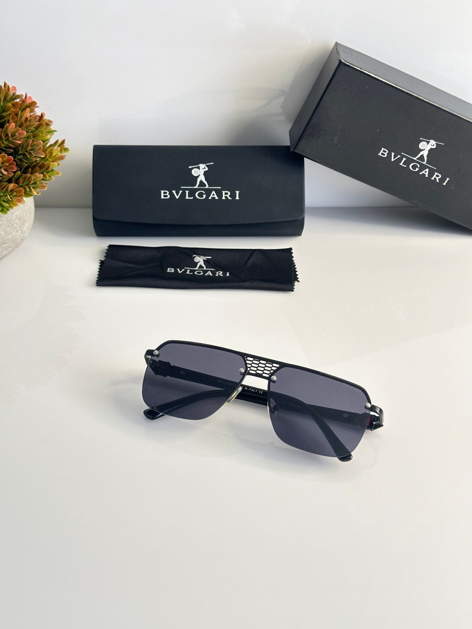 Bvlgari 040 Black