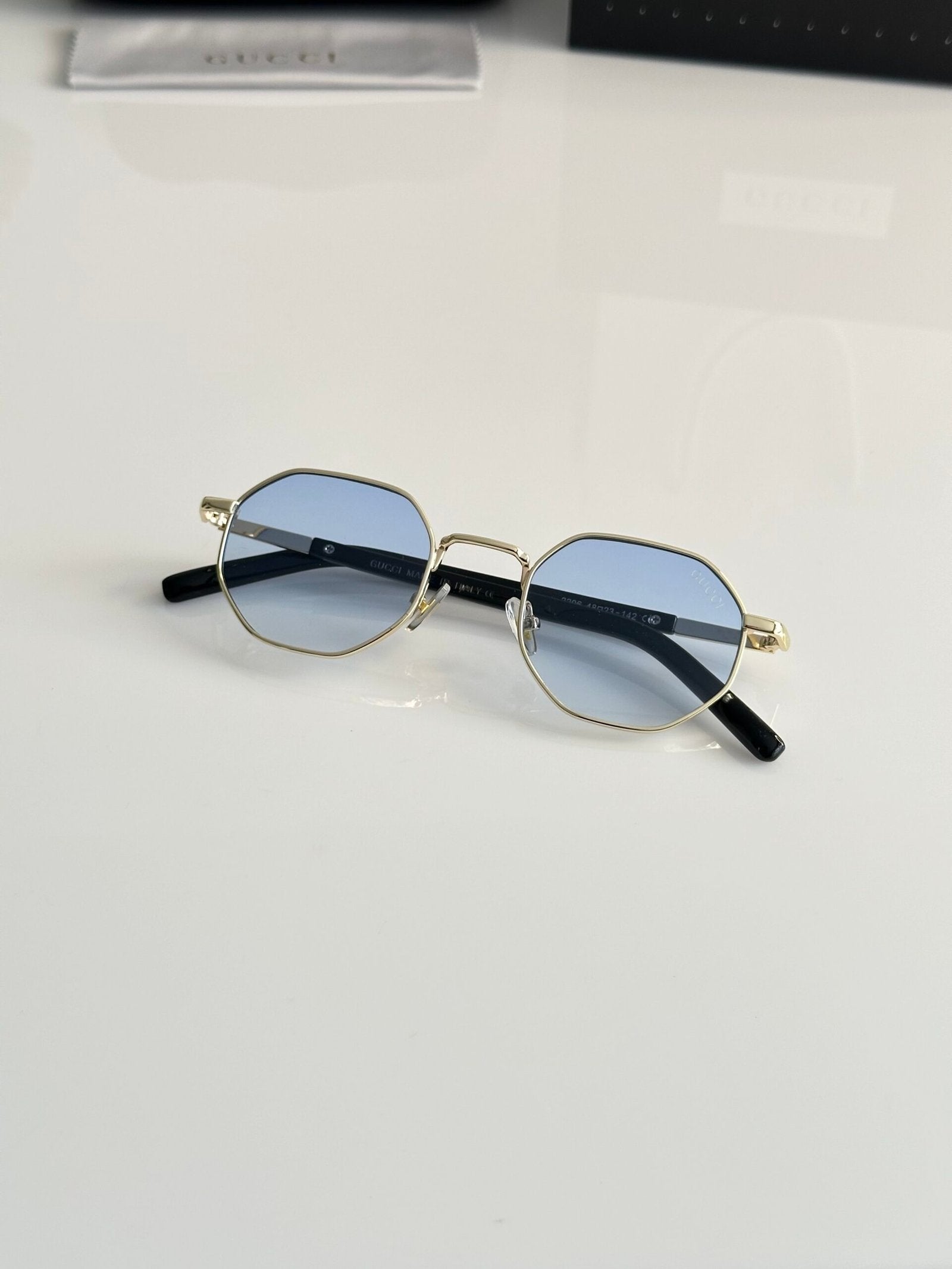 Gucci_2206_Gold_Blue