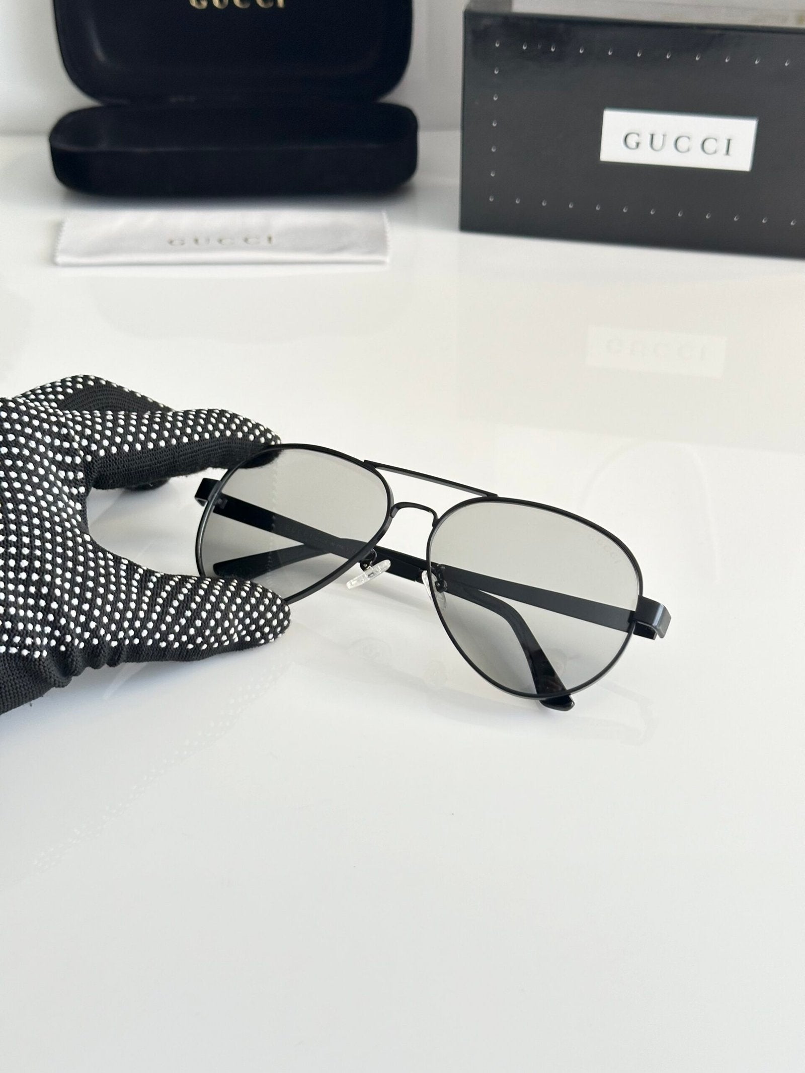 Gucci_81003_Black