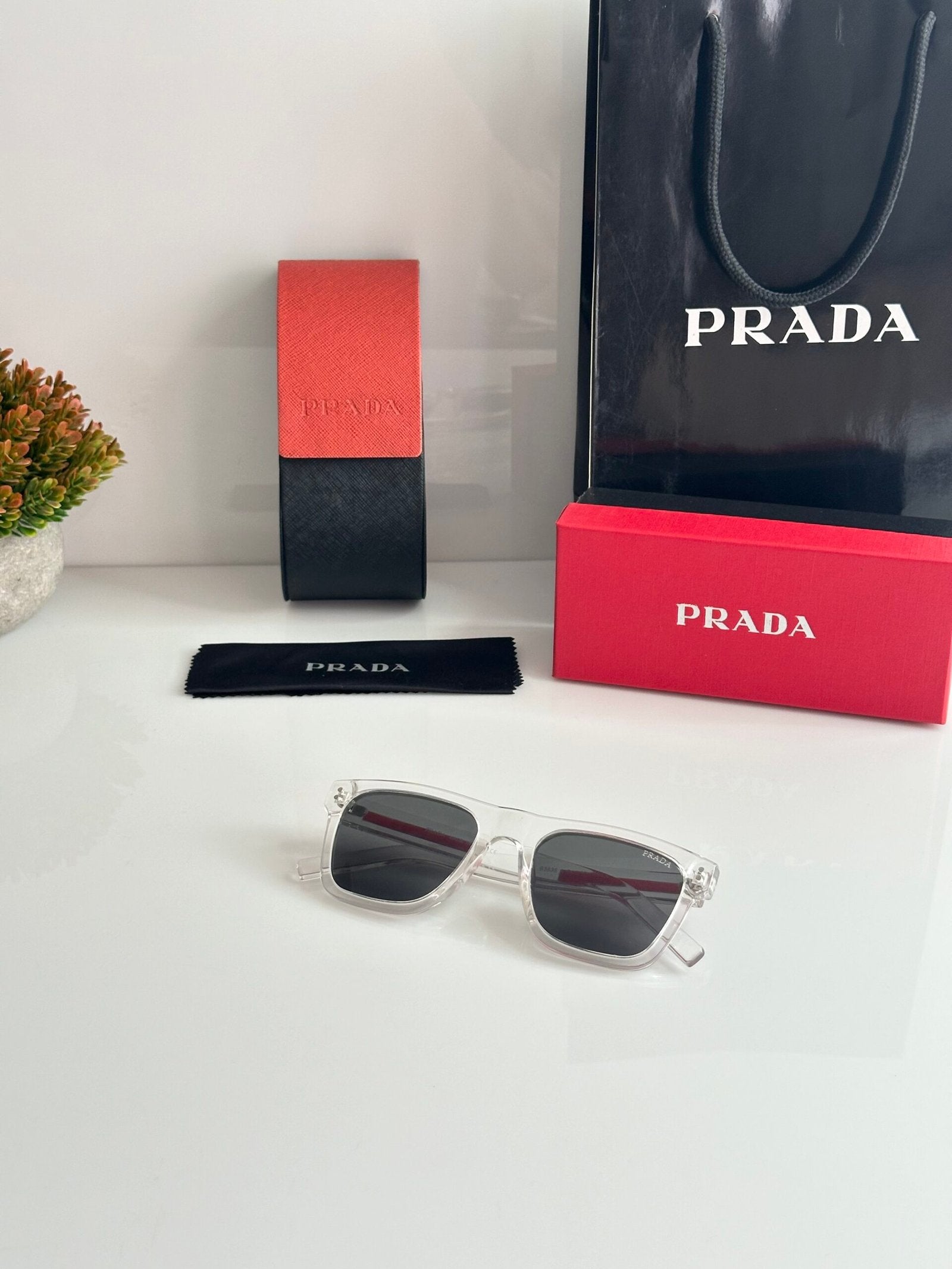 PR 3835 Water Black