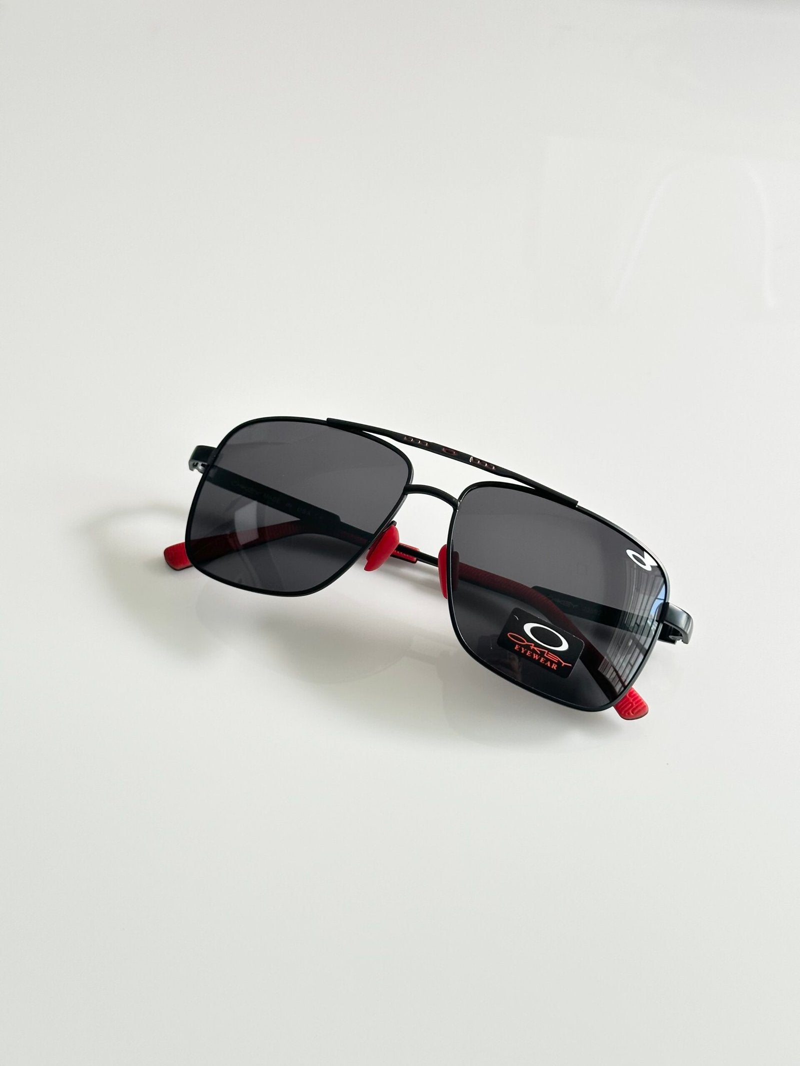 Oakley_8922_Black