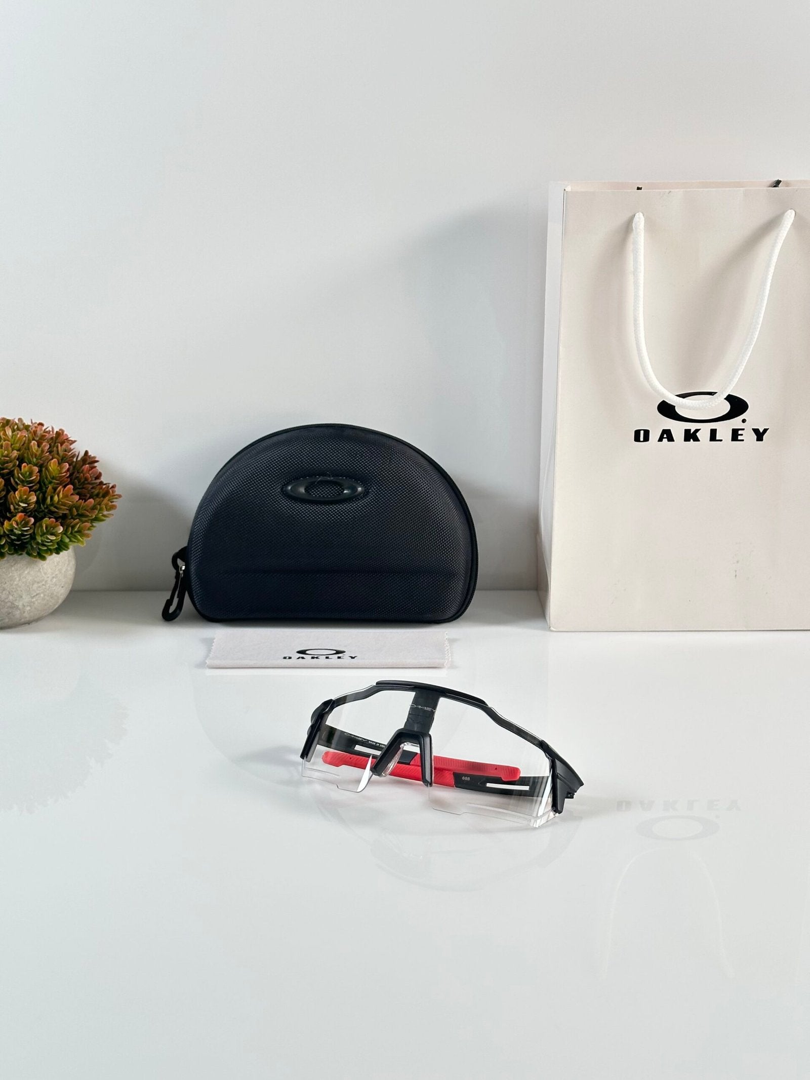 Oakley_668_Black_Day