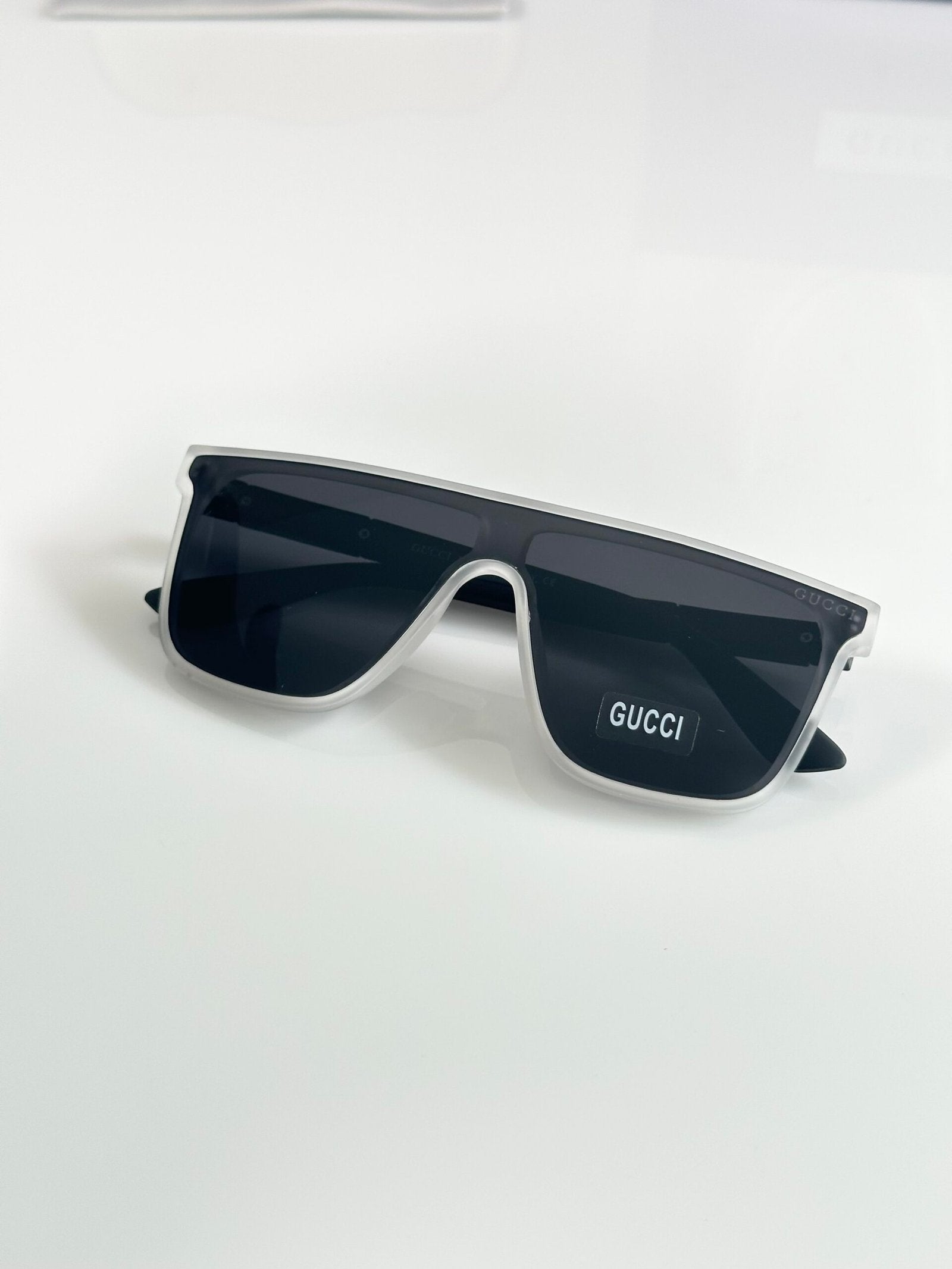 Gucci_0566_Ice_Black