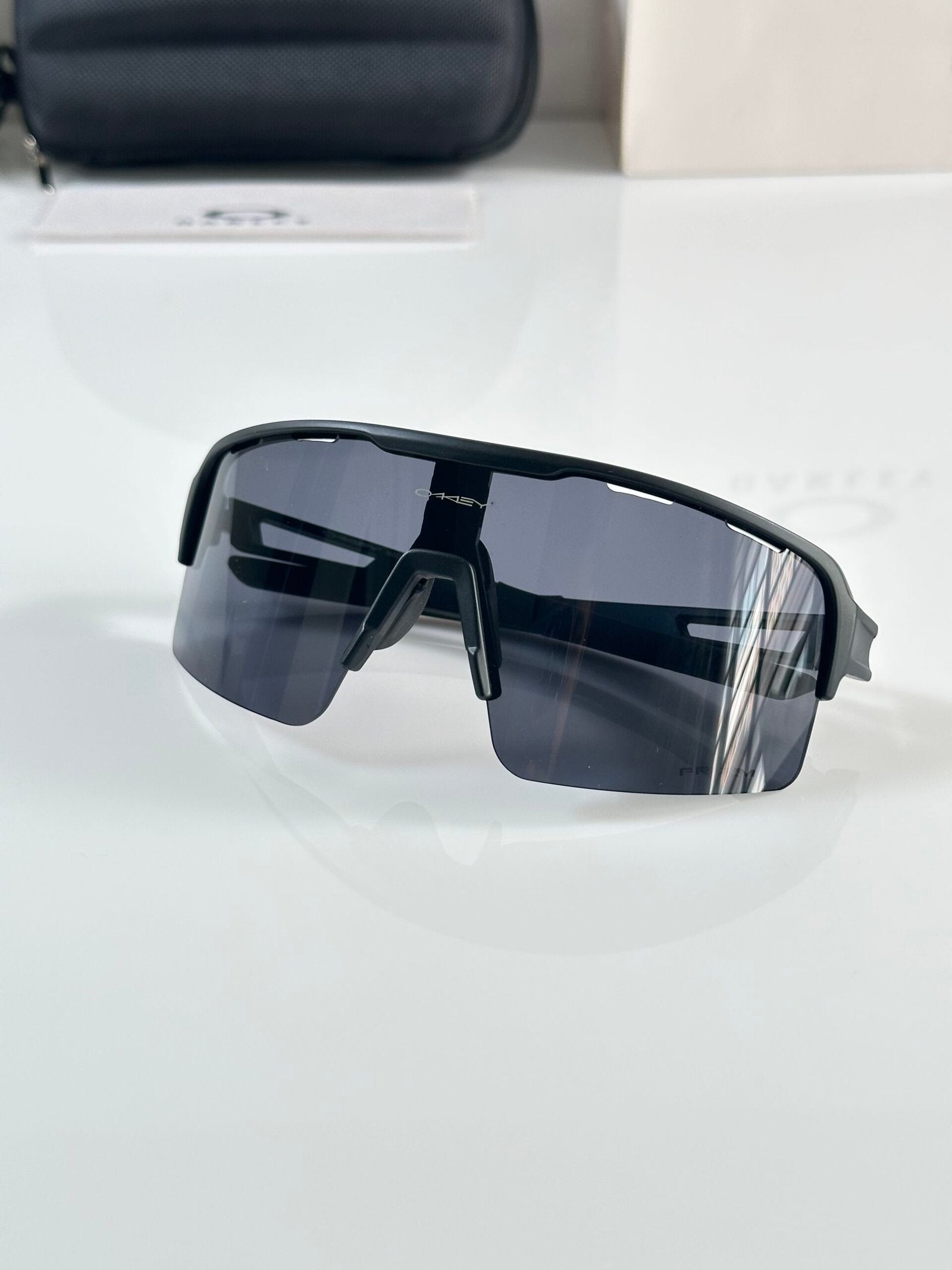 Oakley_8836_Black