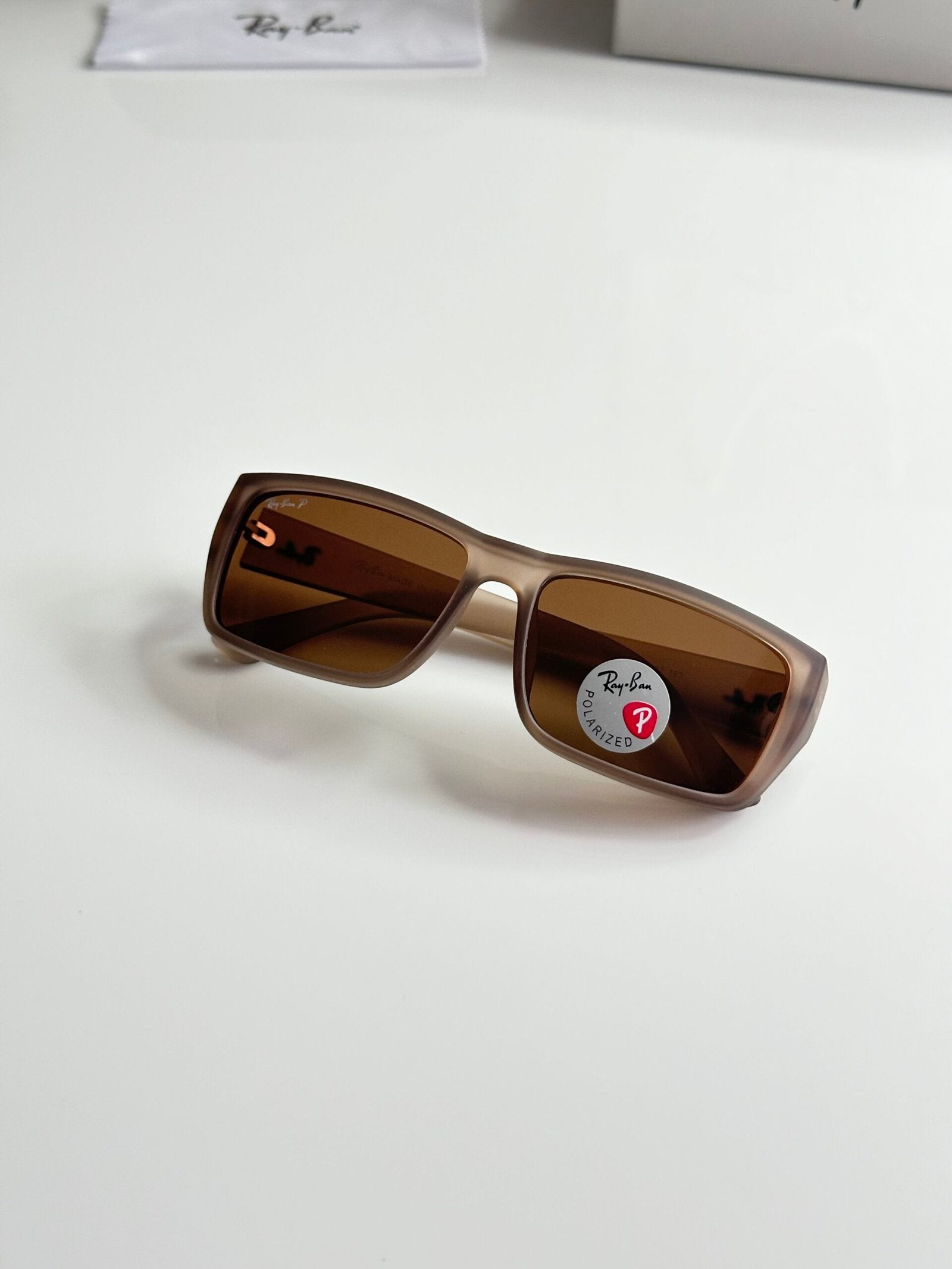 RB 1541 Ice Brown