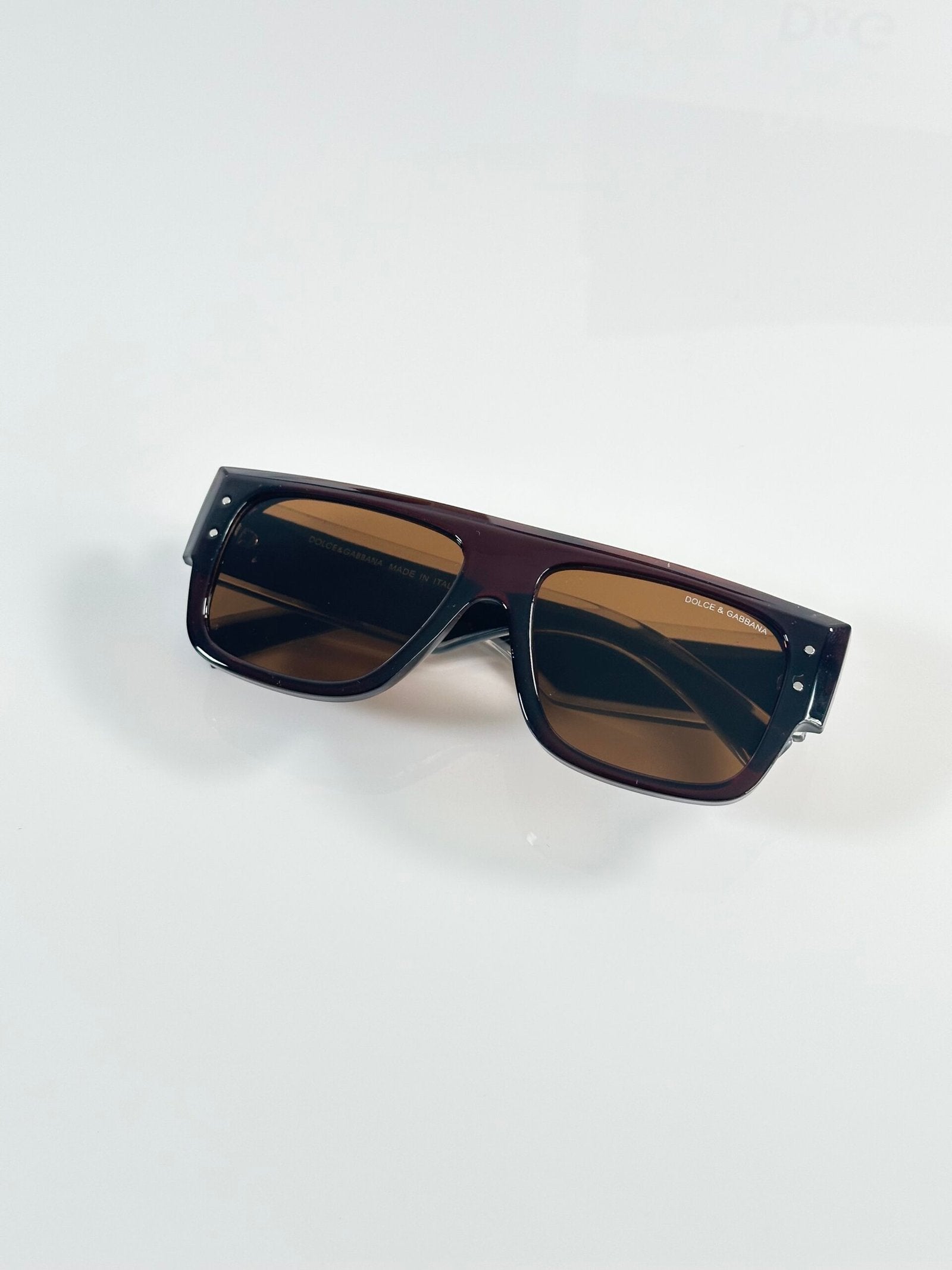 DG6187 Water Brown