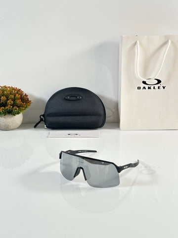Okley 9463 Black Silver Mercury