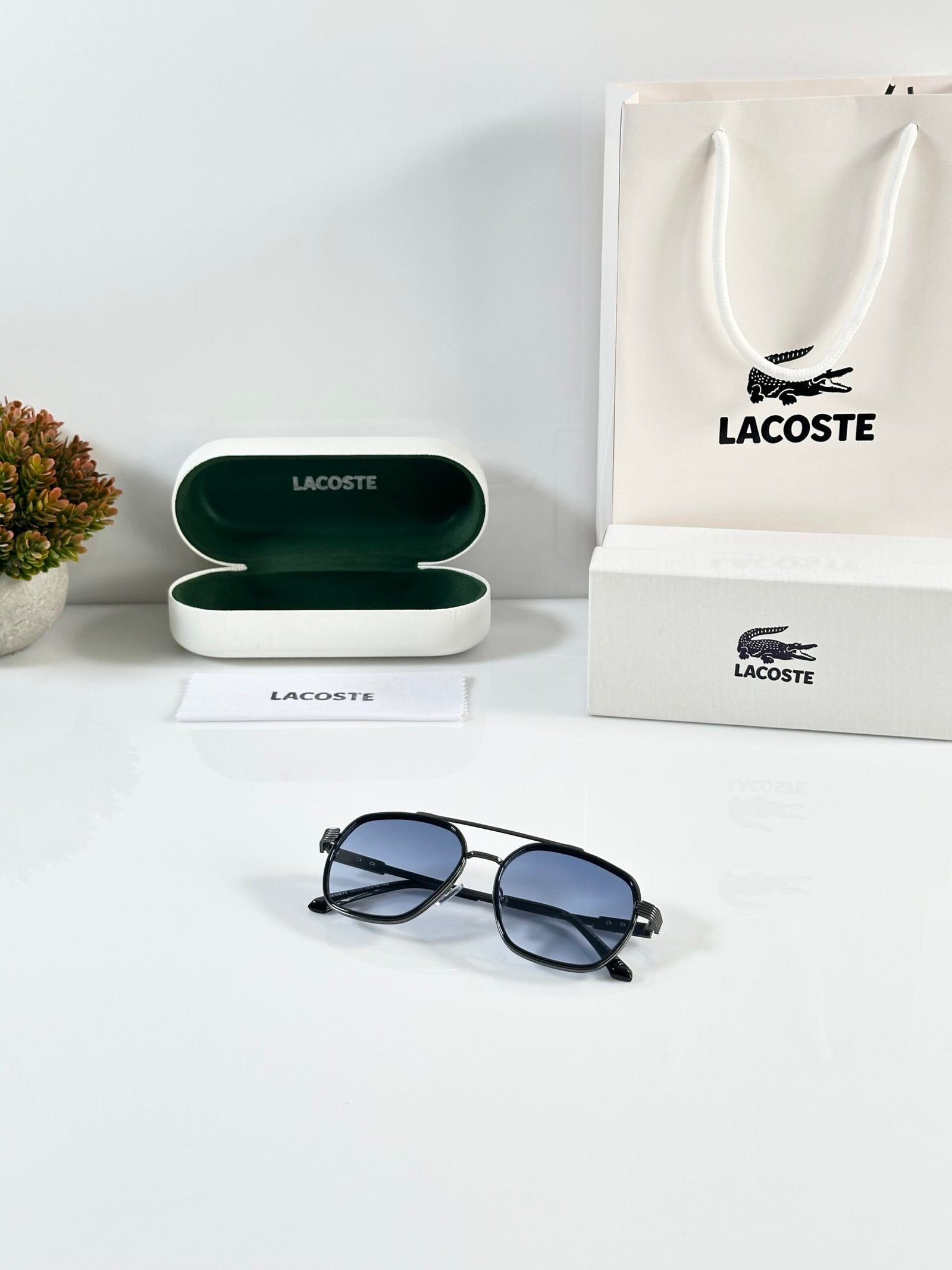 Lacoste_9222_Gun_Blue