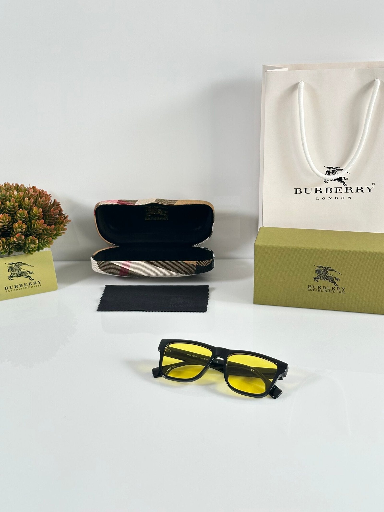 BB 4458 Black Yellow