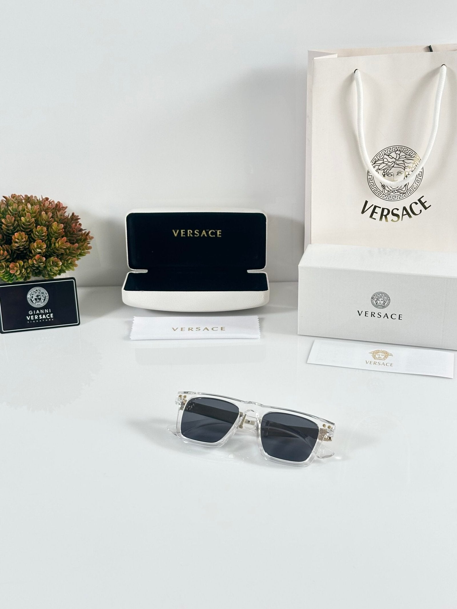 Versace 1911 Water Gold Black