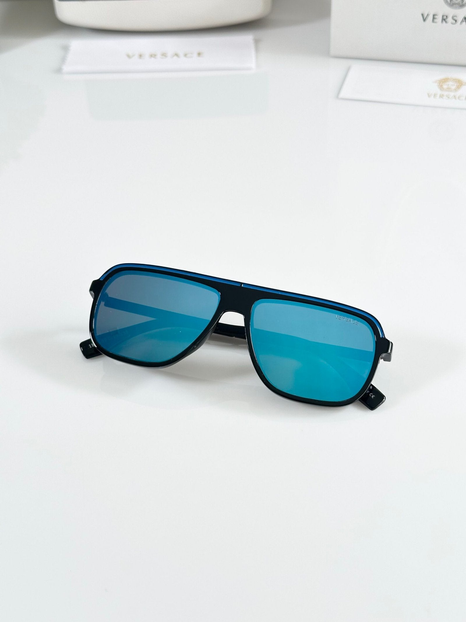 Versace 1861 Black Aqua
