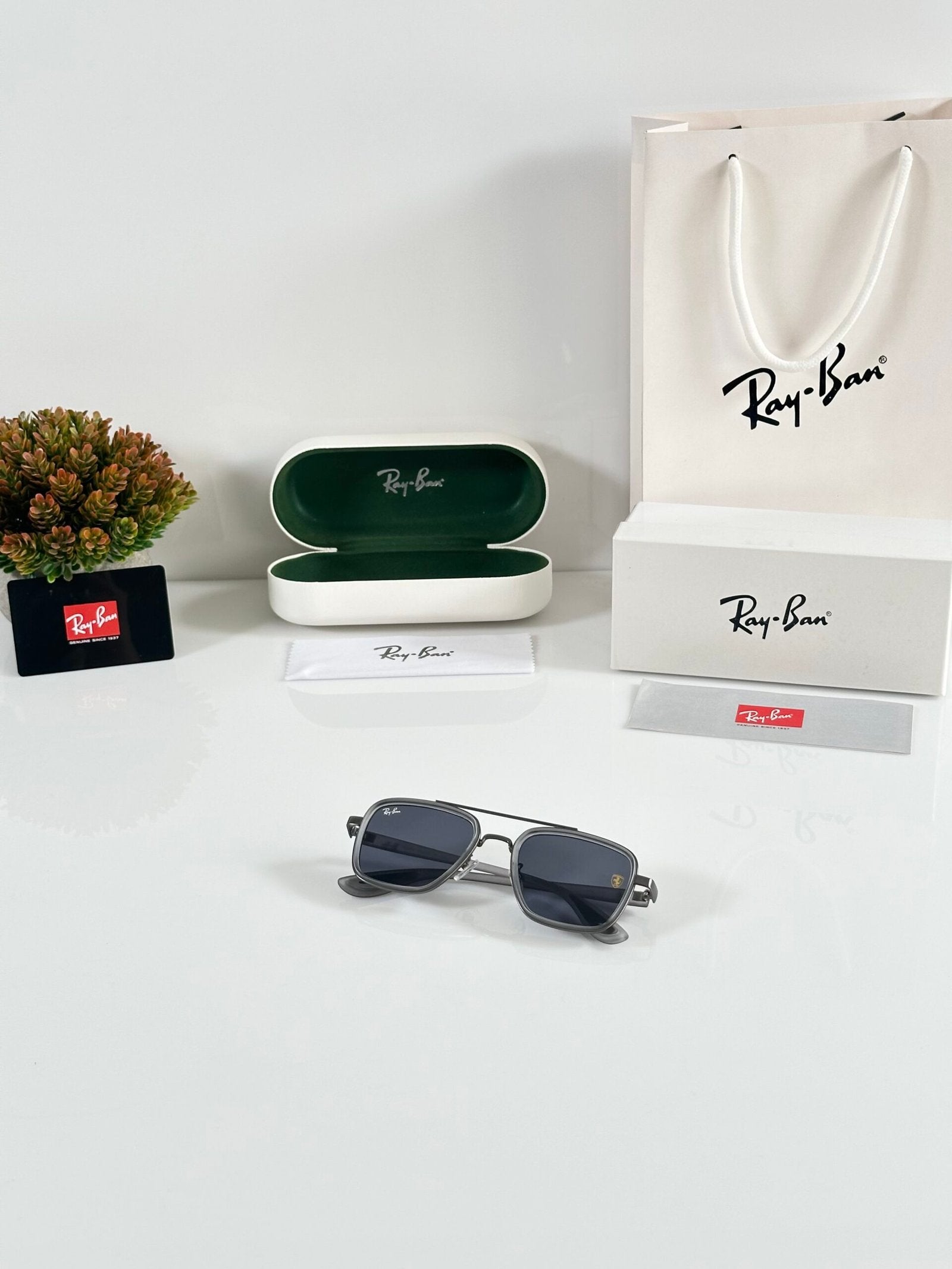 RB 06 Grey