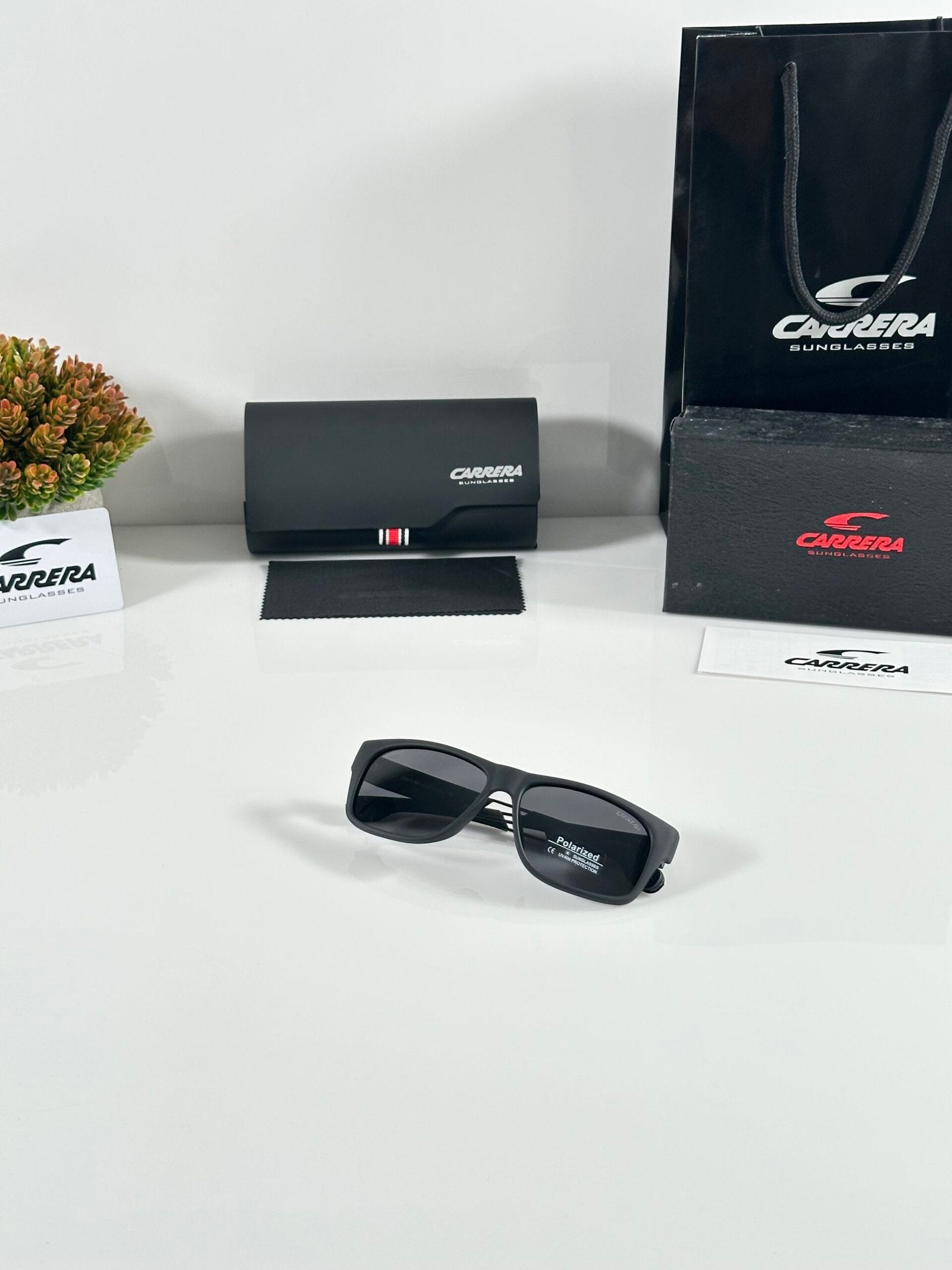 Carrera 01 Black