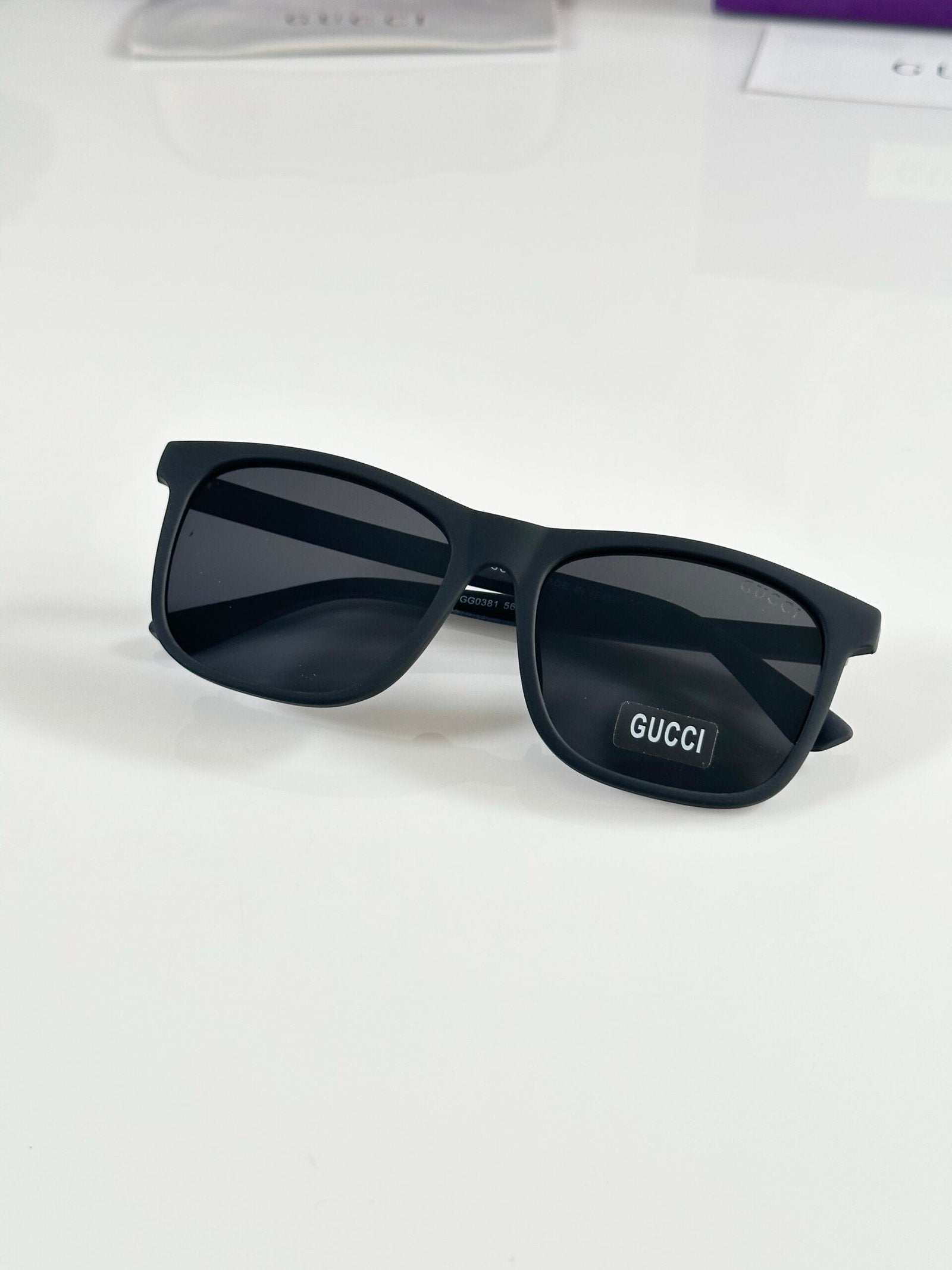 GG 0381 Mate Black