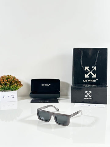 OFF_8992_Marble_Grey_Black