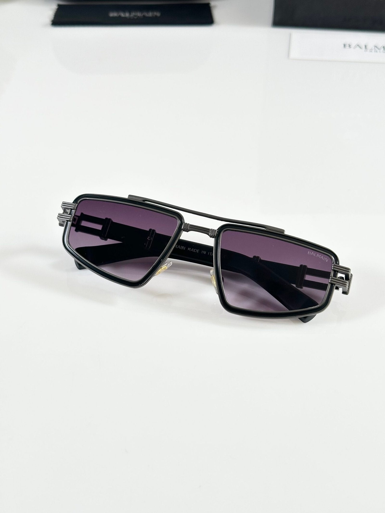 Bal_Main 0250 Black DC