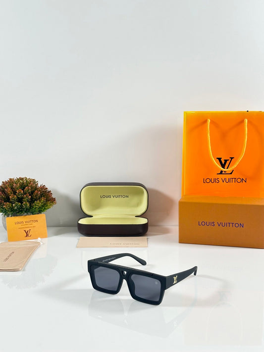 LV 1984 Black