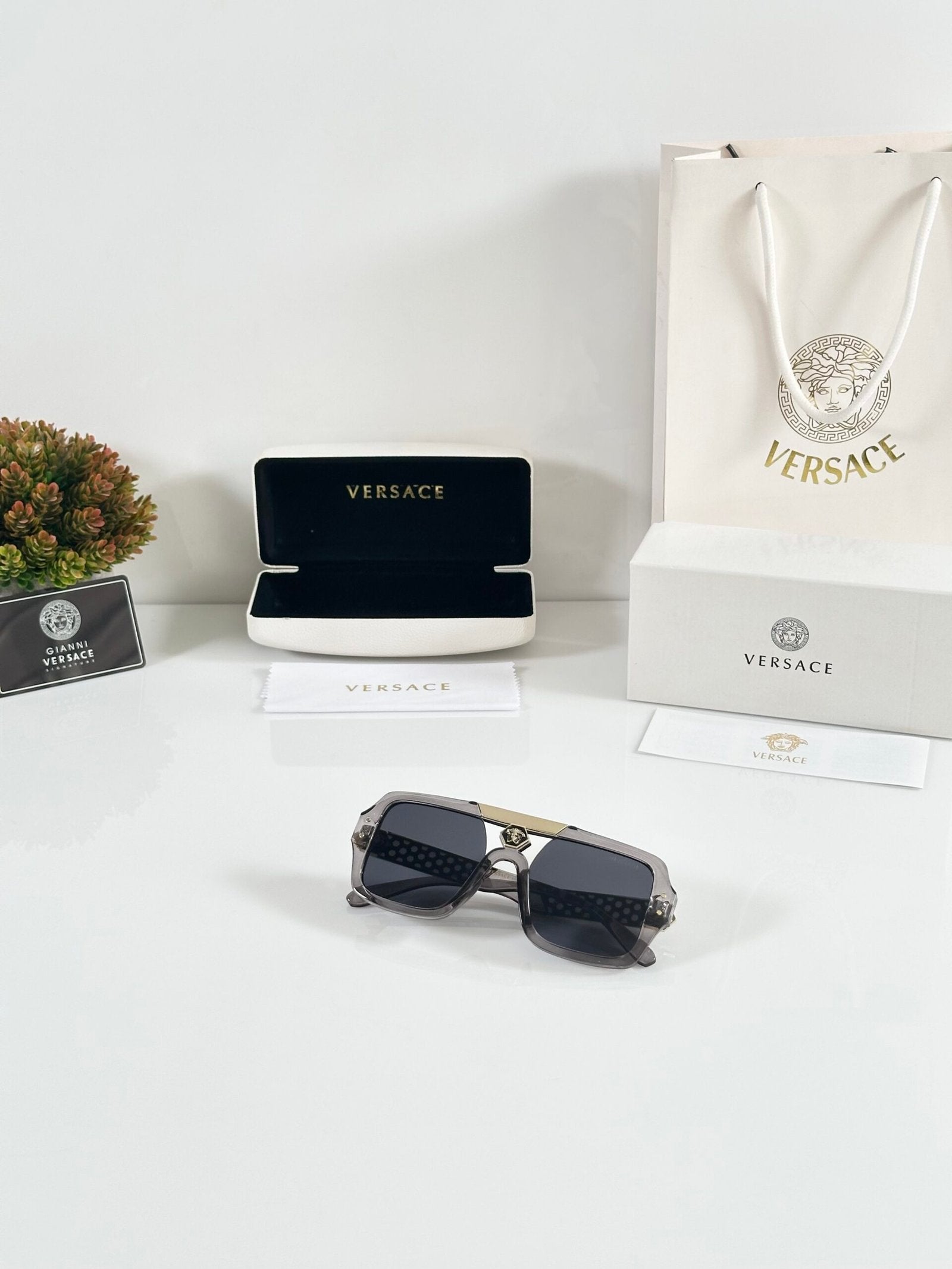 Versace 215 Grey