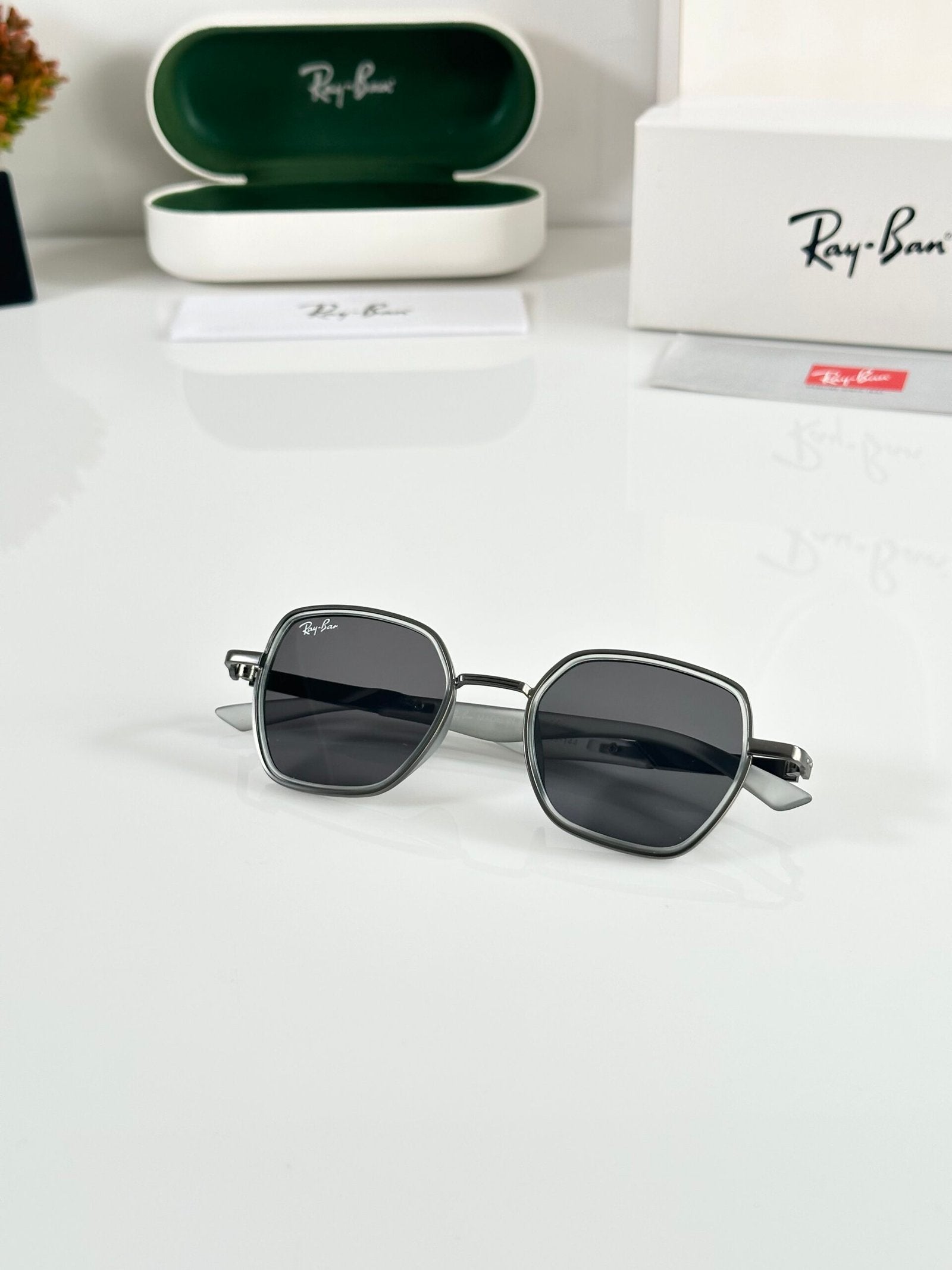 Rayban 3622 Grey