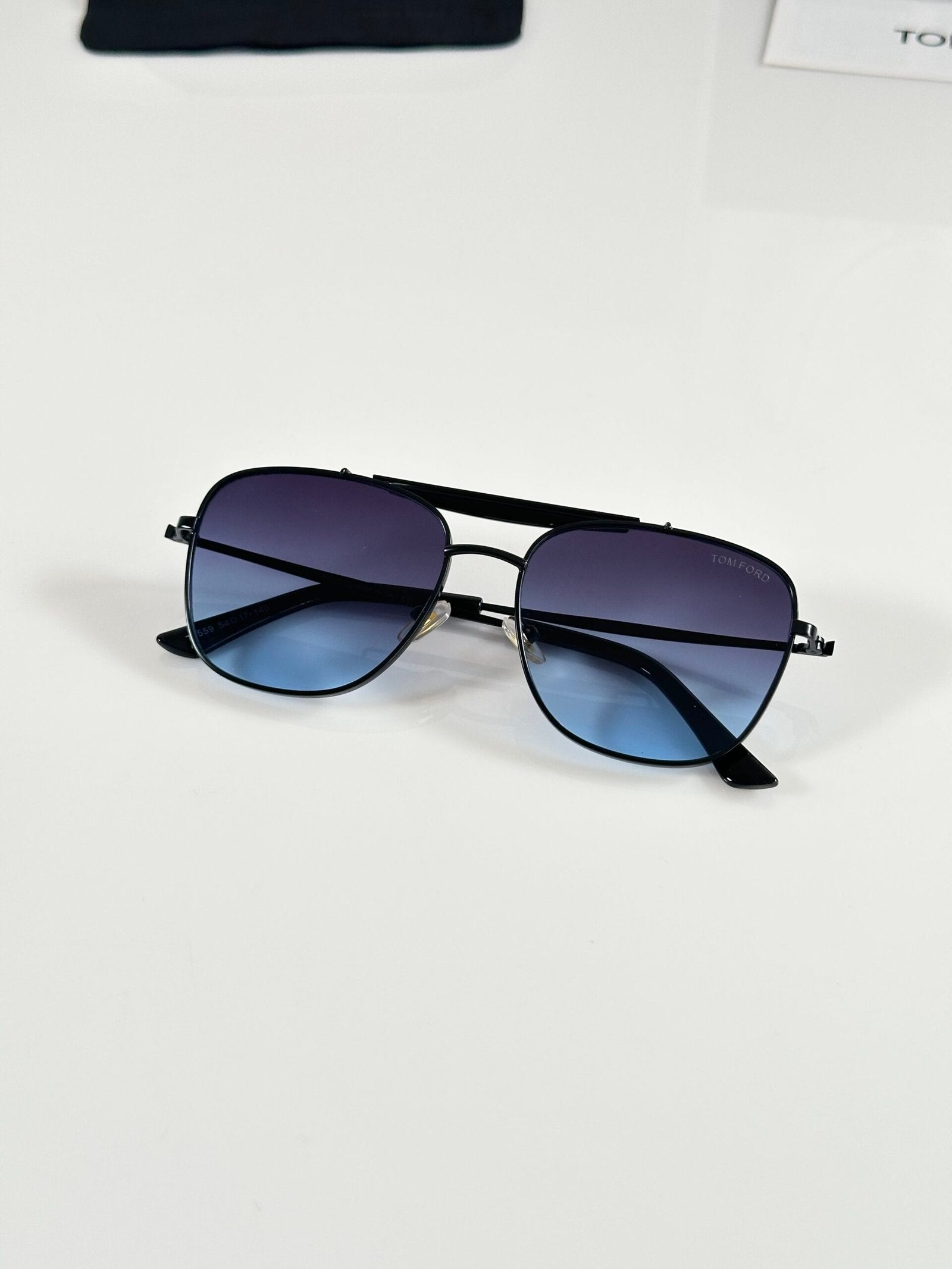 Tomford 559 Black Blue