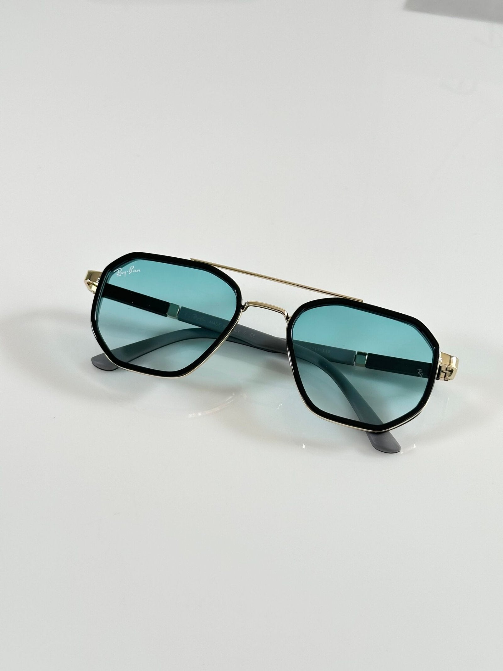 RB 3162 Gold Sea Green