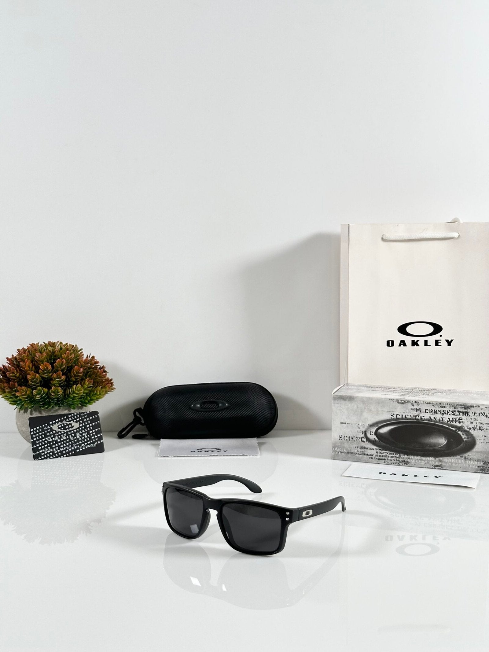 Oak 9102 Black