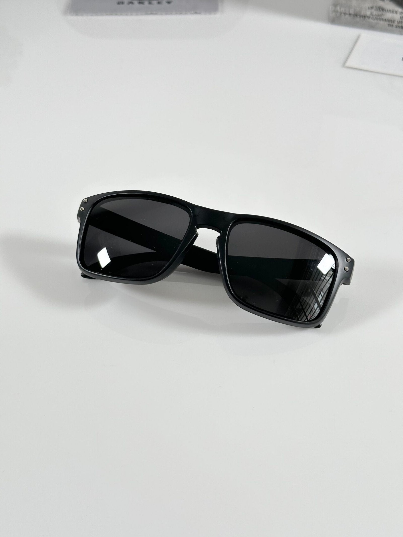 Oak 9102 Black