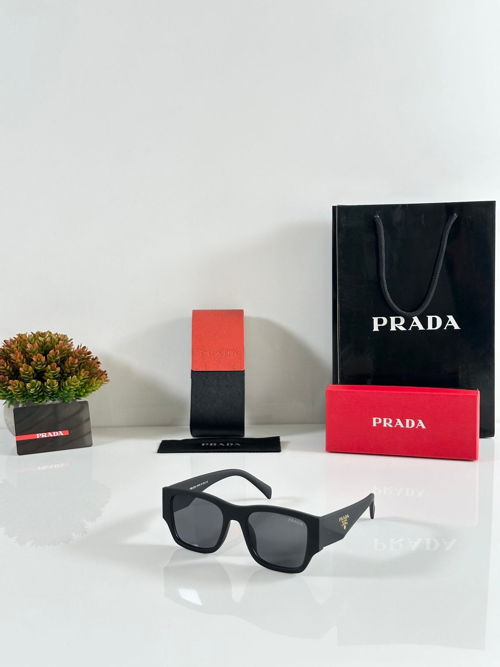 PR 10 Mate Black