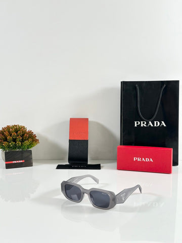 PR 8679 Grey Black