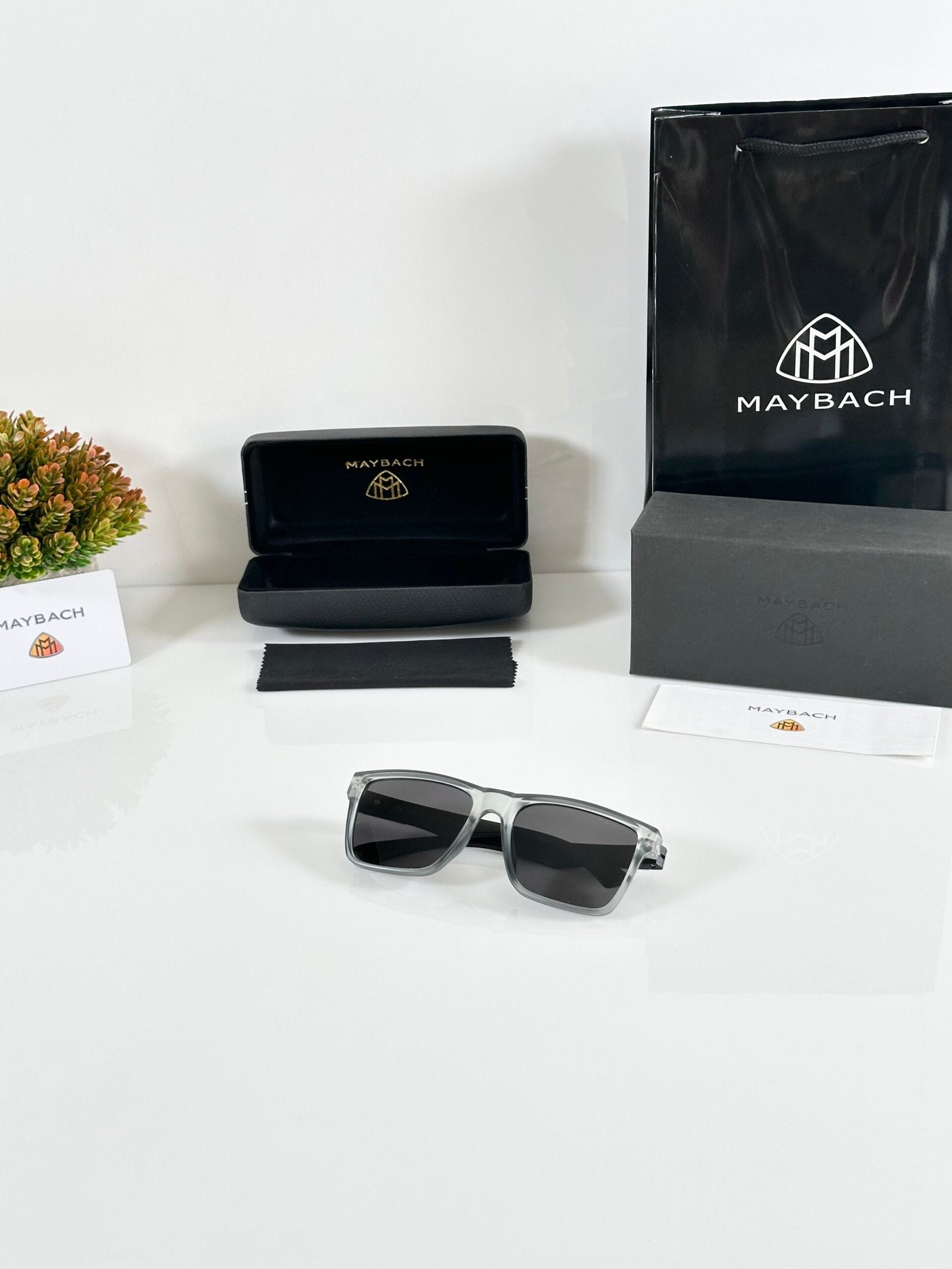 Maybach 7503 Grey Black