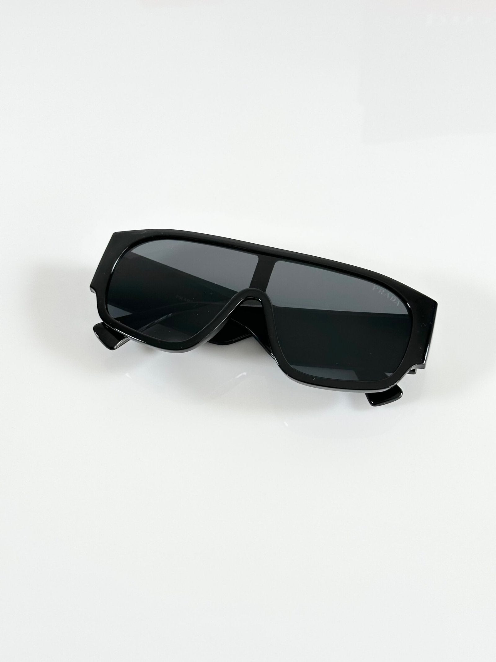 PR 9265 Black