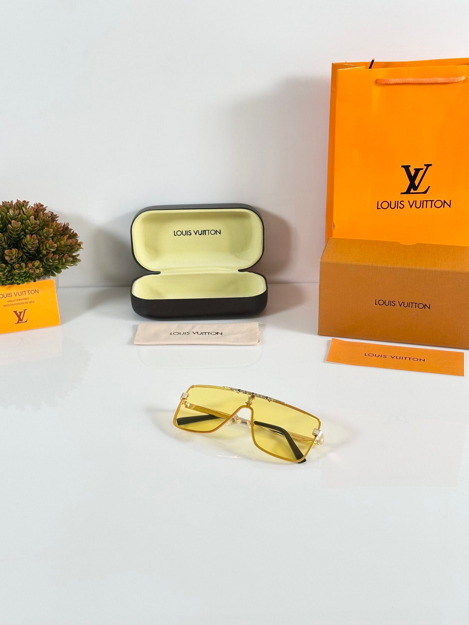 LV 0314 Gold Yellow