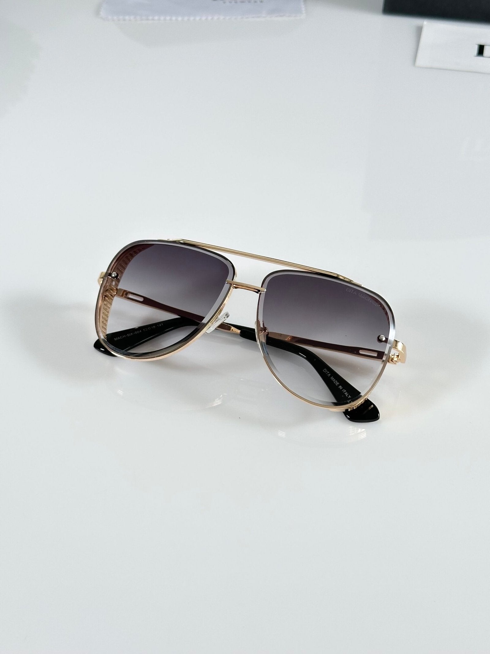 Dita 004 Gold Black DC
