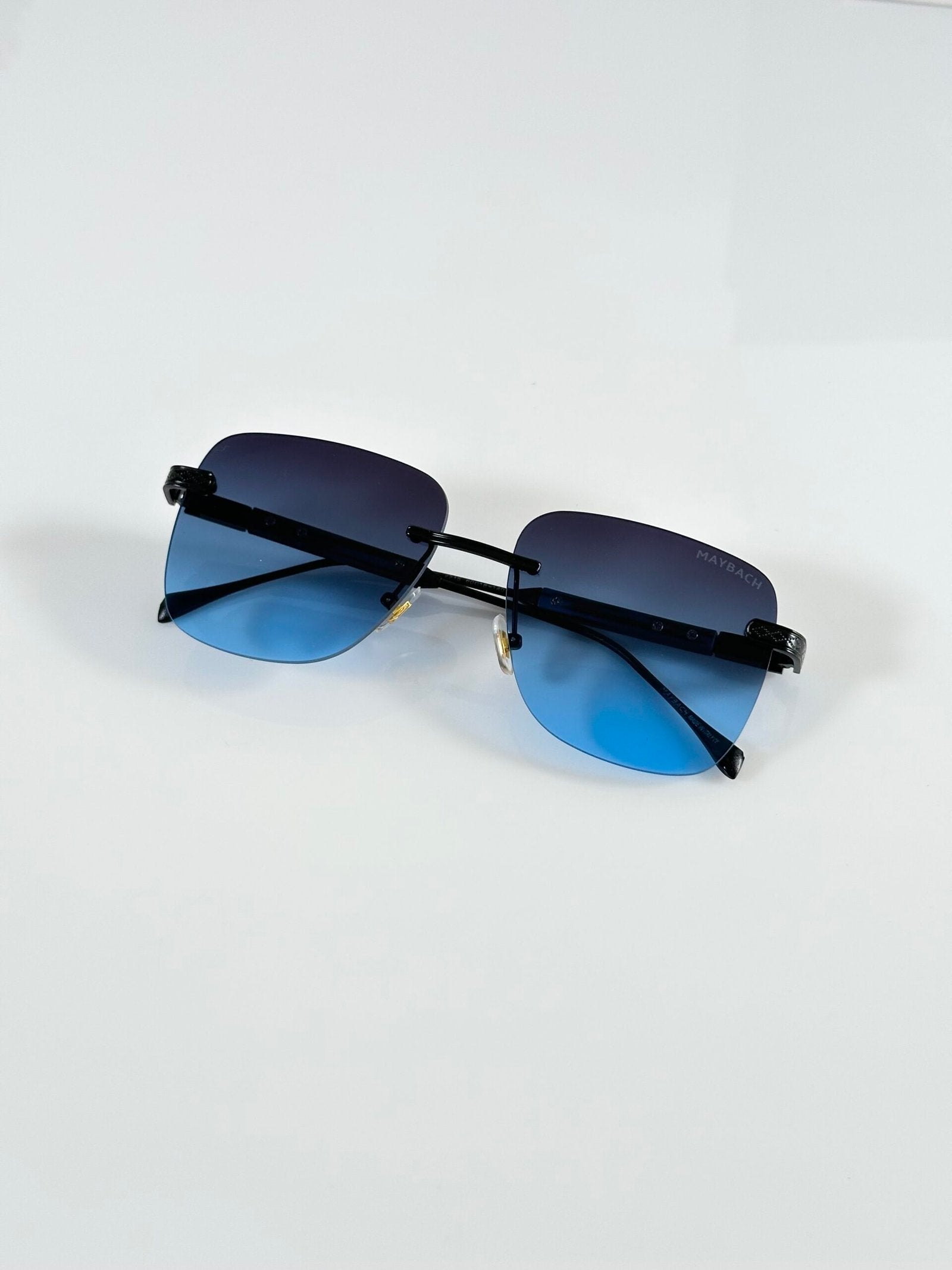 Maybach 2215 Black Blue