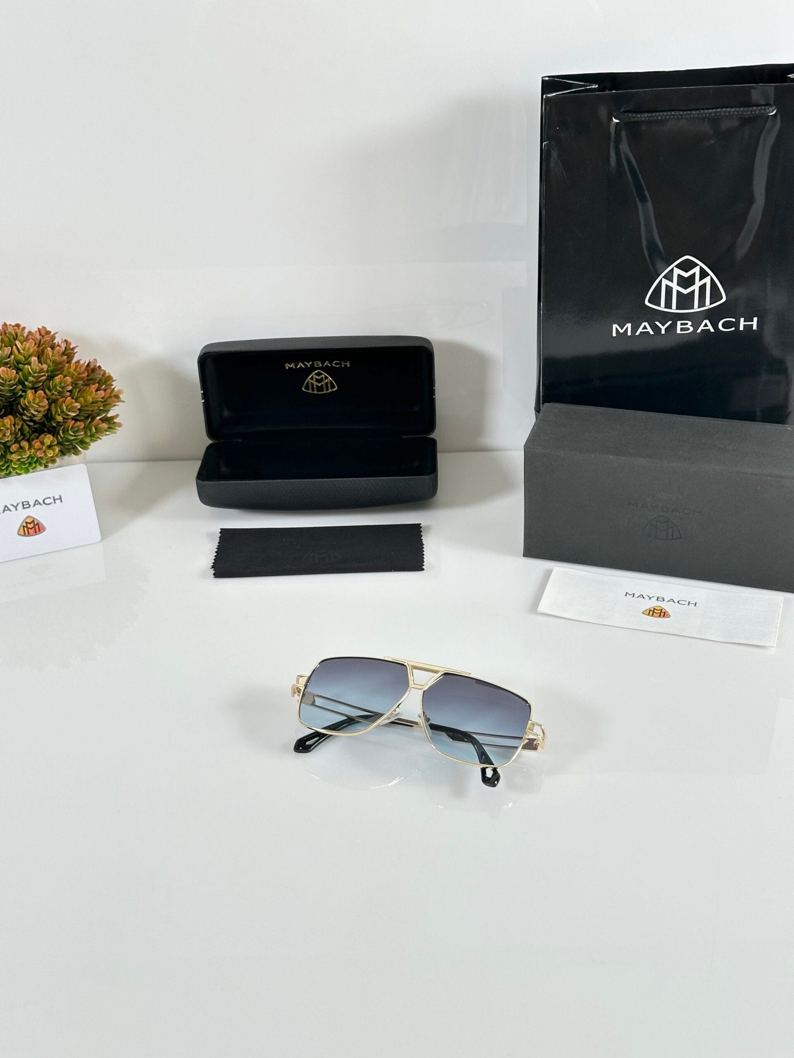 Maybach 2558 Gold Blue DC