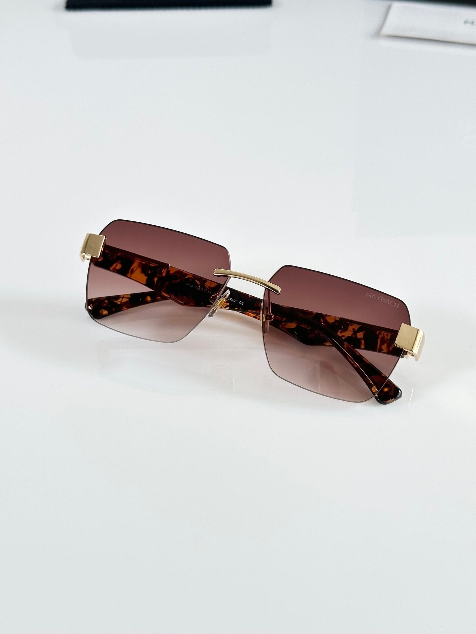 Maybach 2560 Tiger Gold Brown