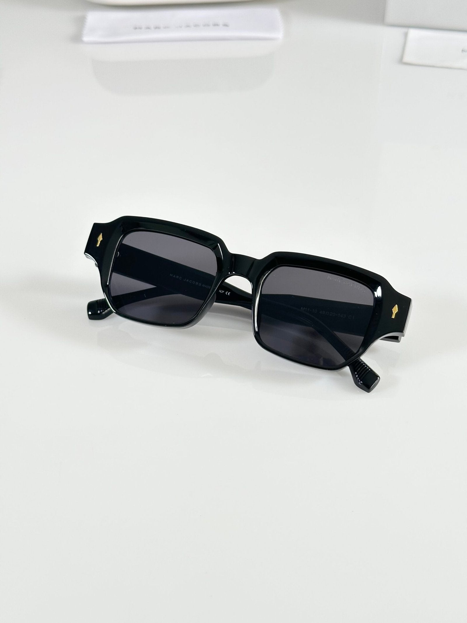 Marc Jacobs 1110 Black