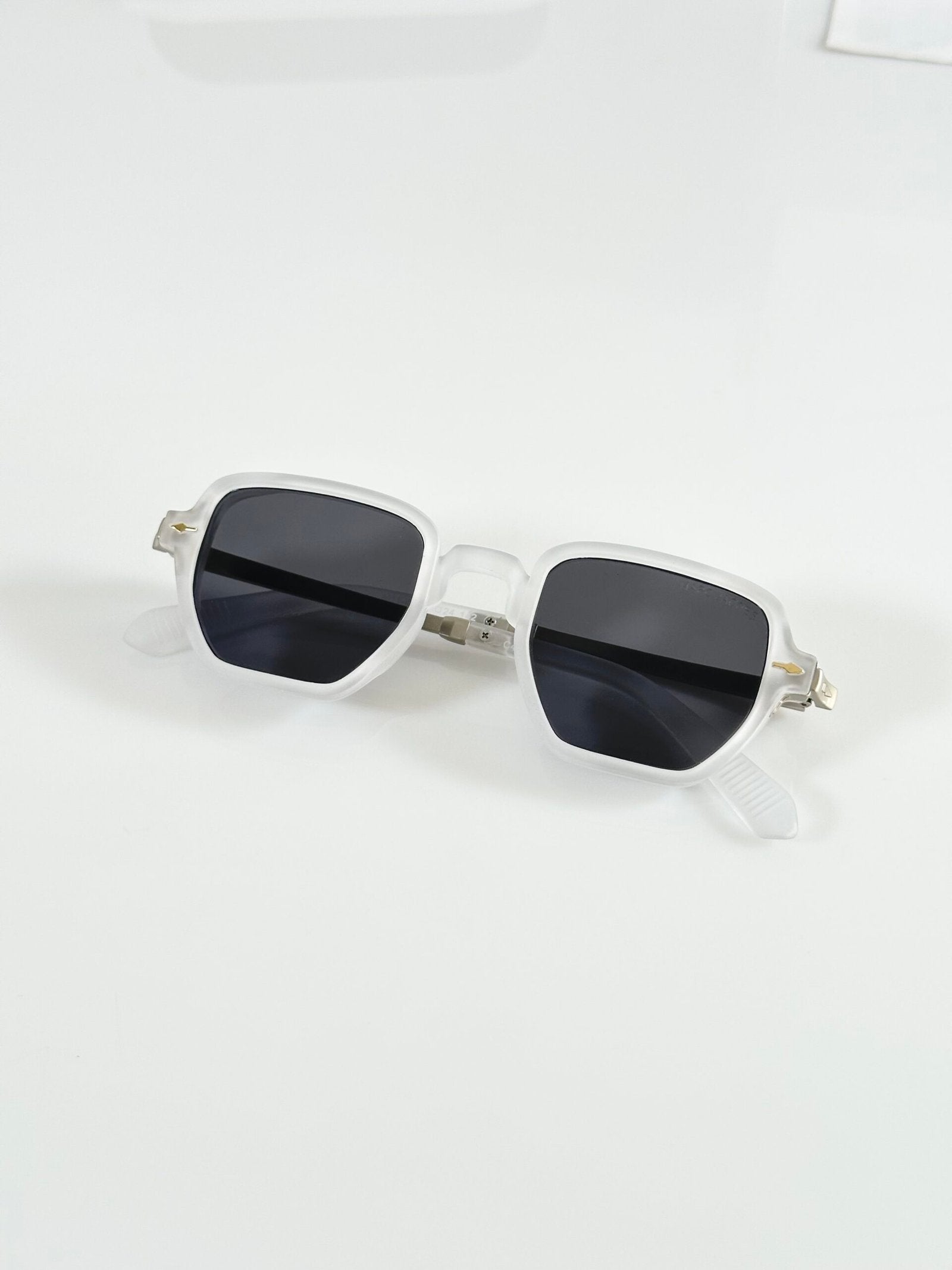 Marc Jacobs 1140 Ice Black