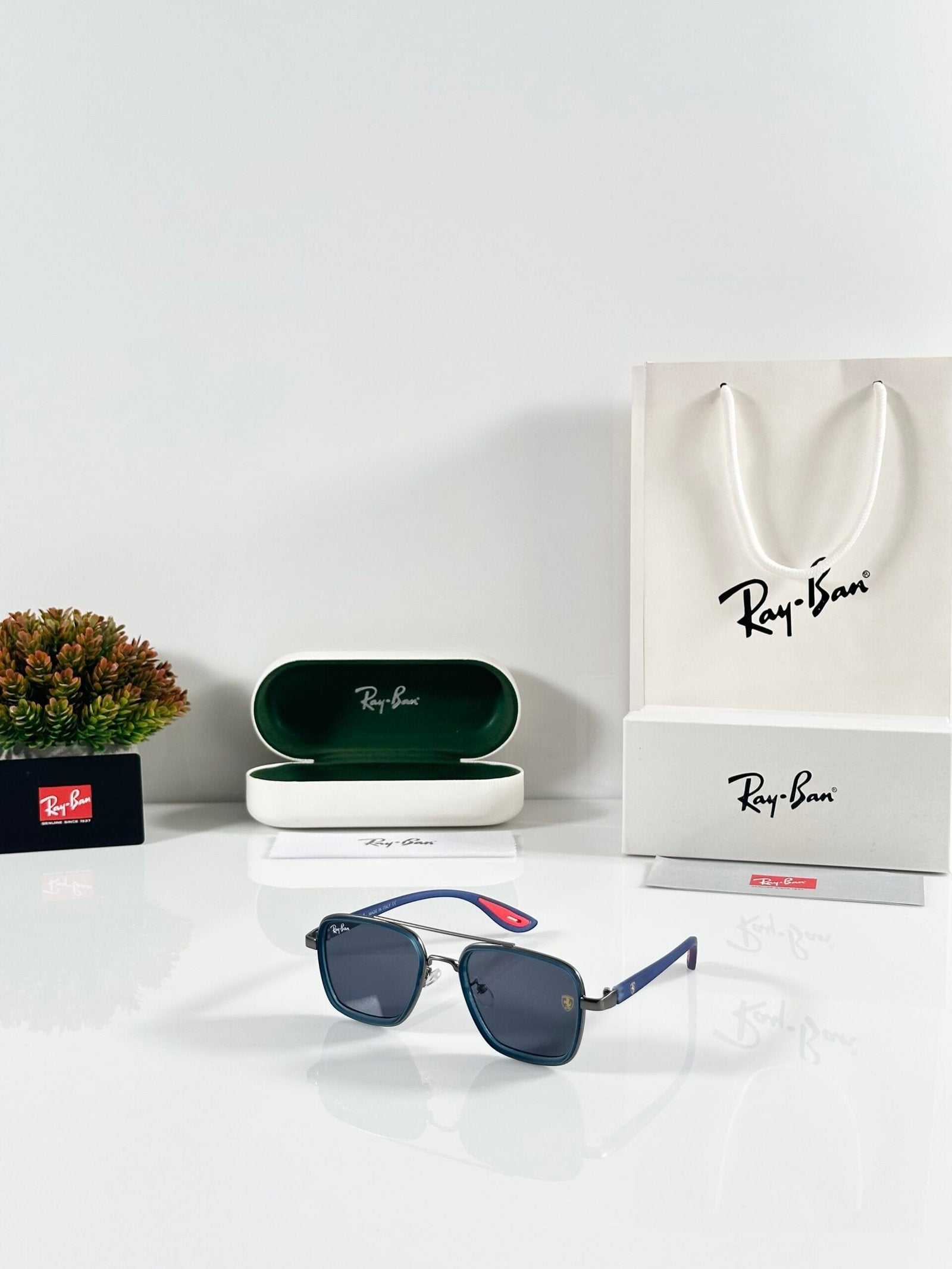 RB 06 Blue Black