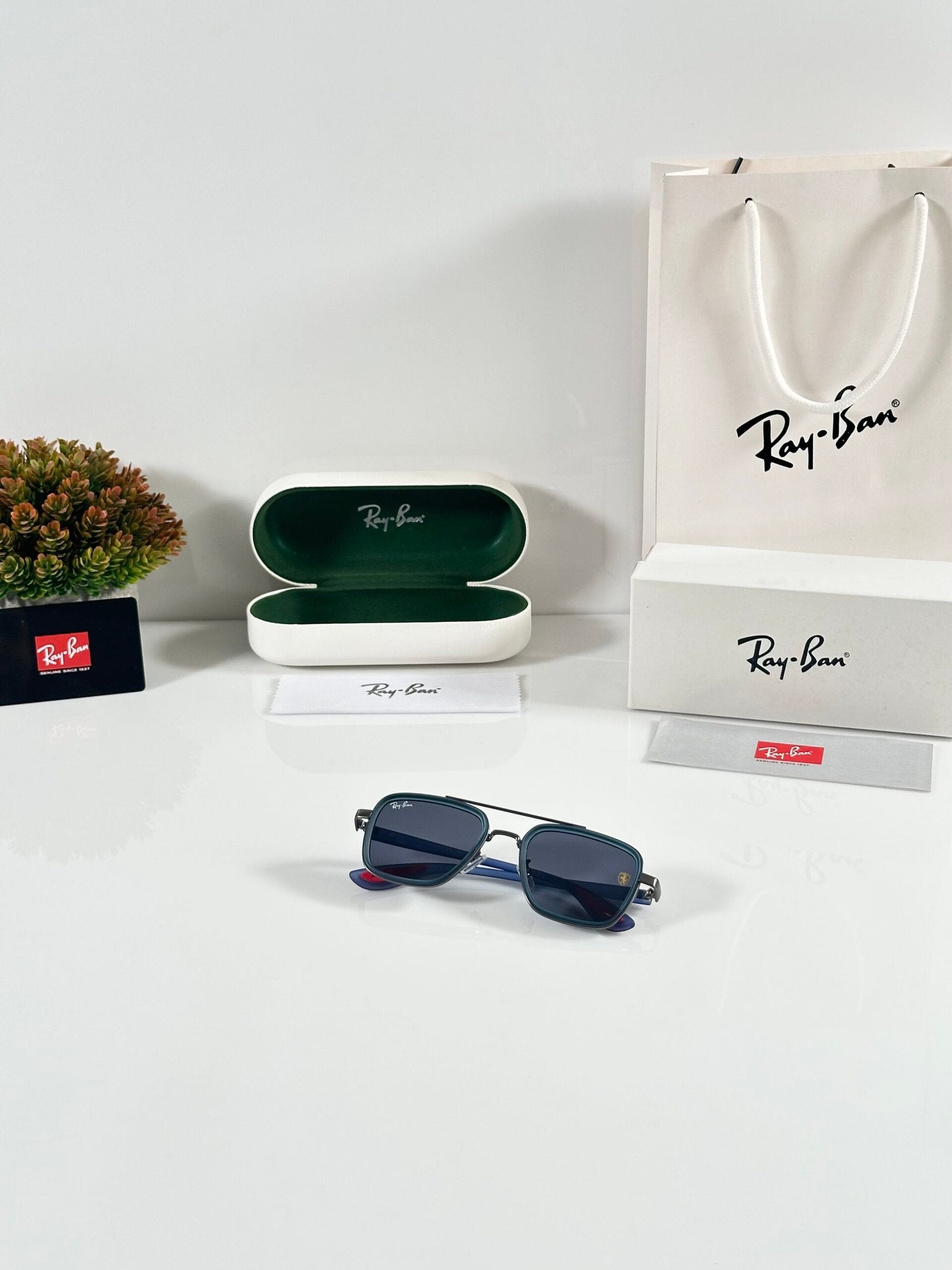 RB 06 Blue Black