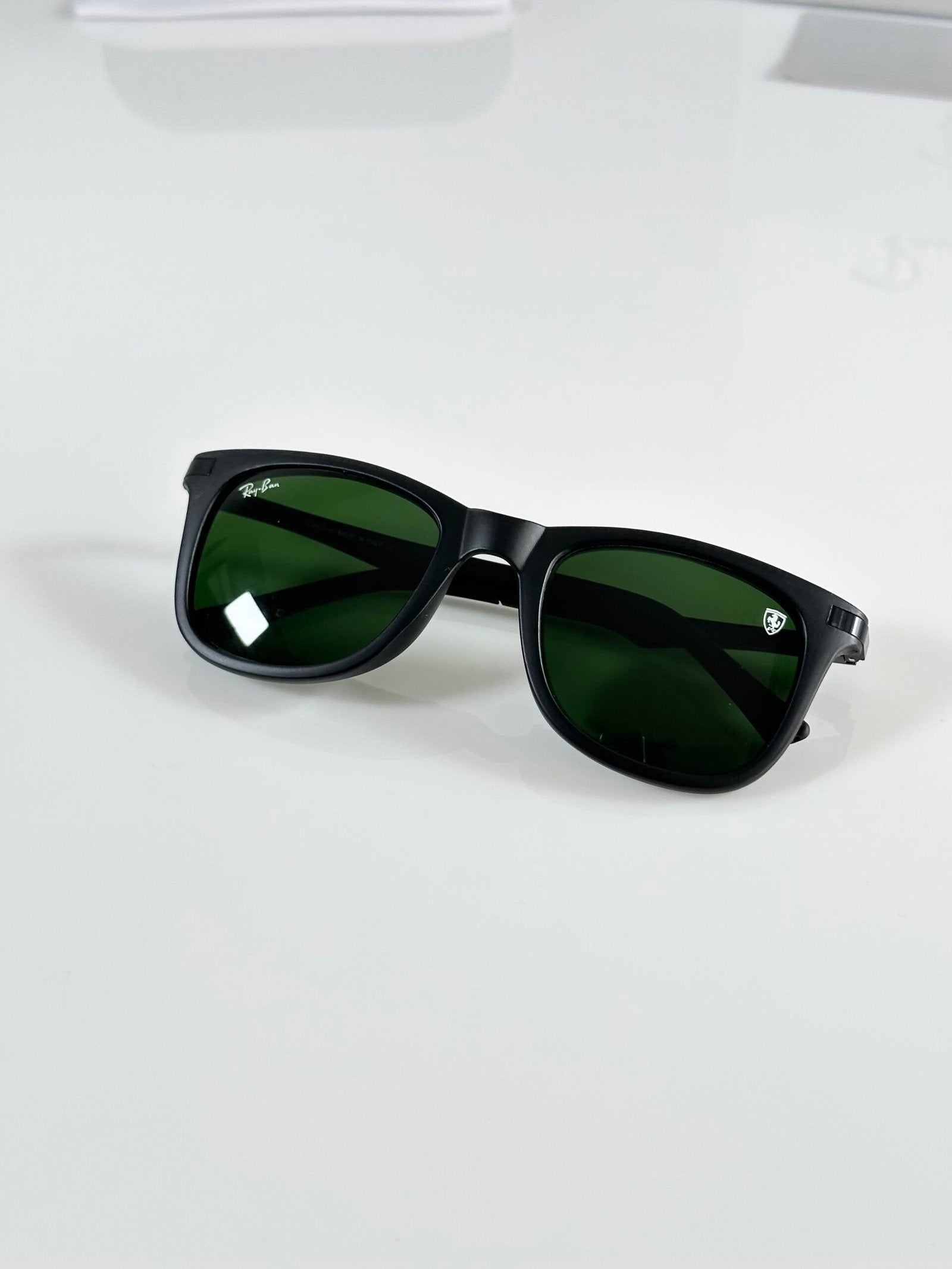 RB 4287 Black Green (GLASS)