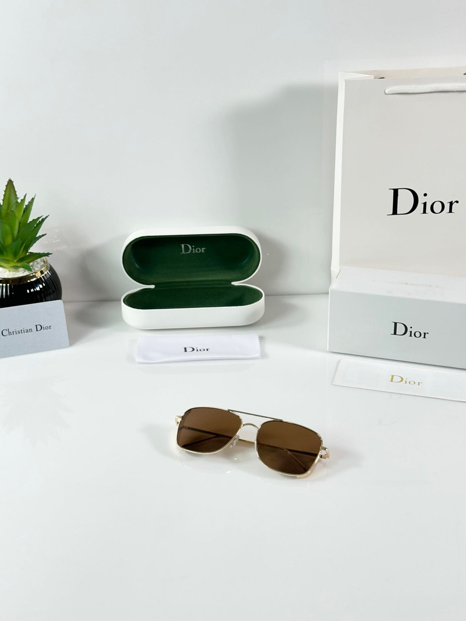 Dior_8287_Gold_Brown