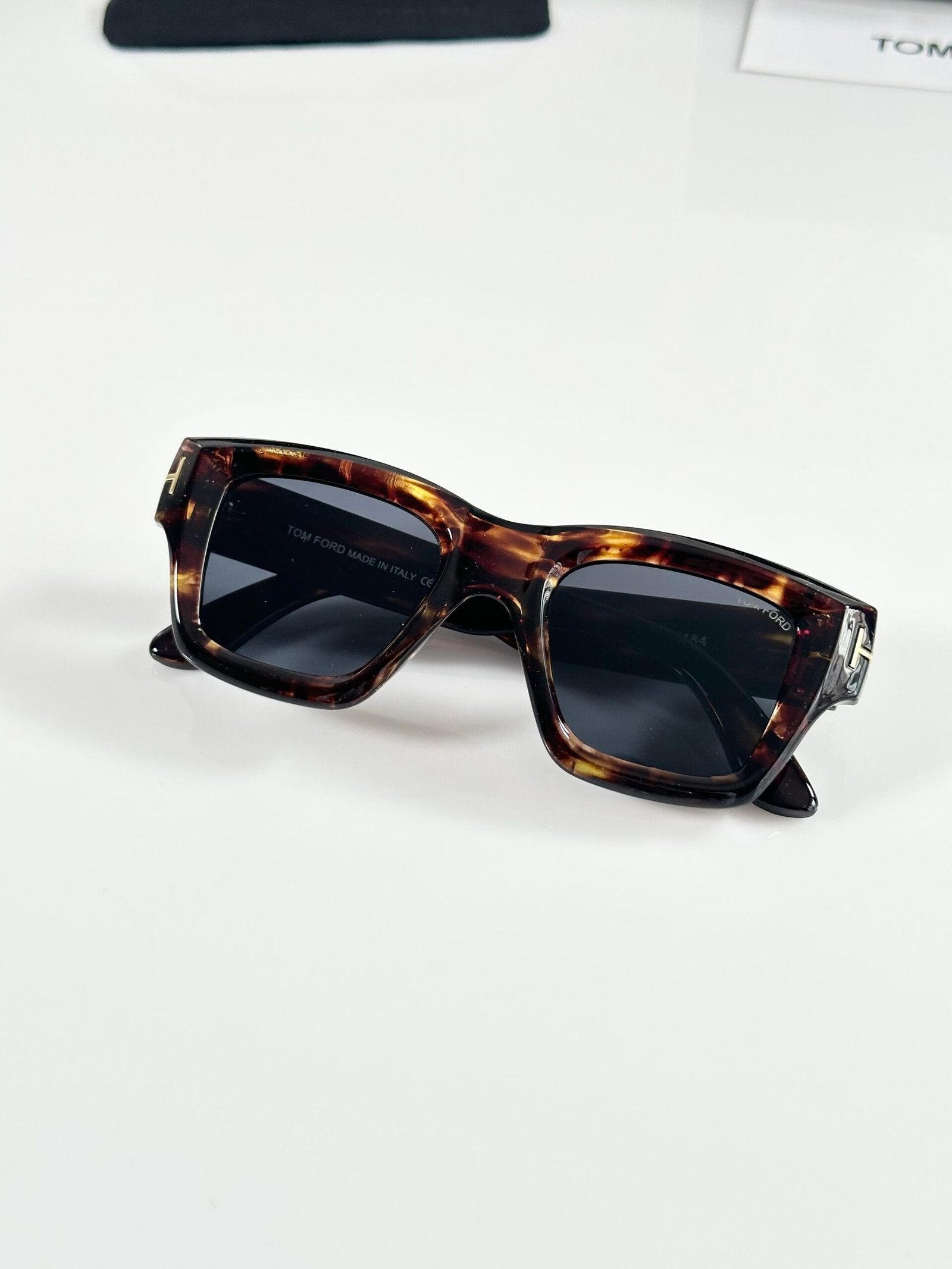 Tom 184 Tiger Black