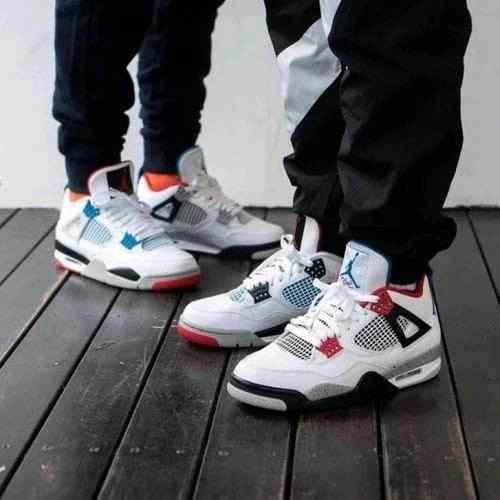 nikee Jordan Retro 4 What The