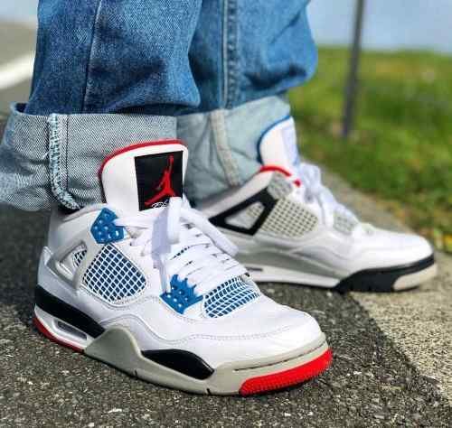 nikee Jordan Retro 4 What The