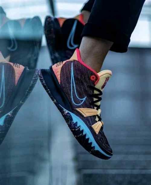 nikee kyrie 7 SOUNDWAVE