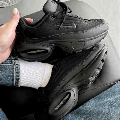 Nikee Airmax Portal Triple Black